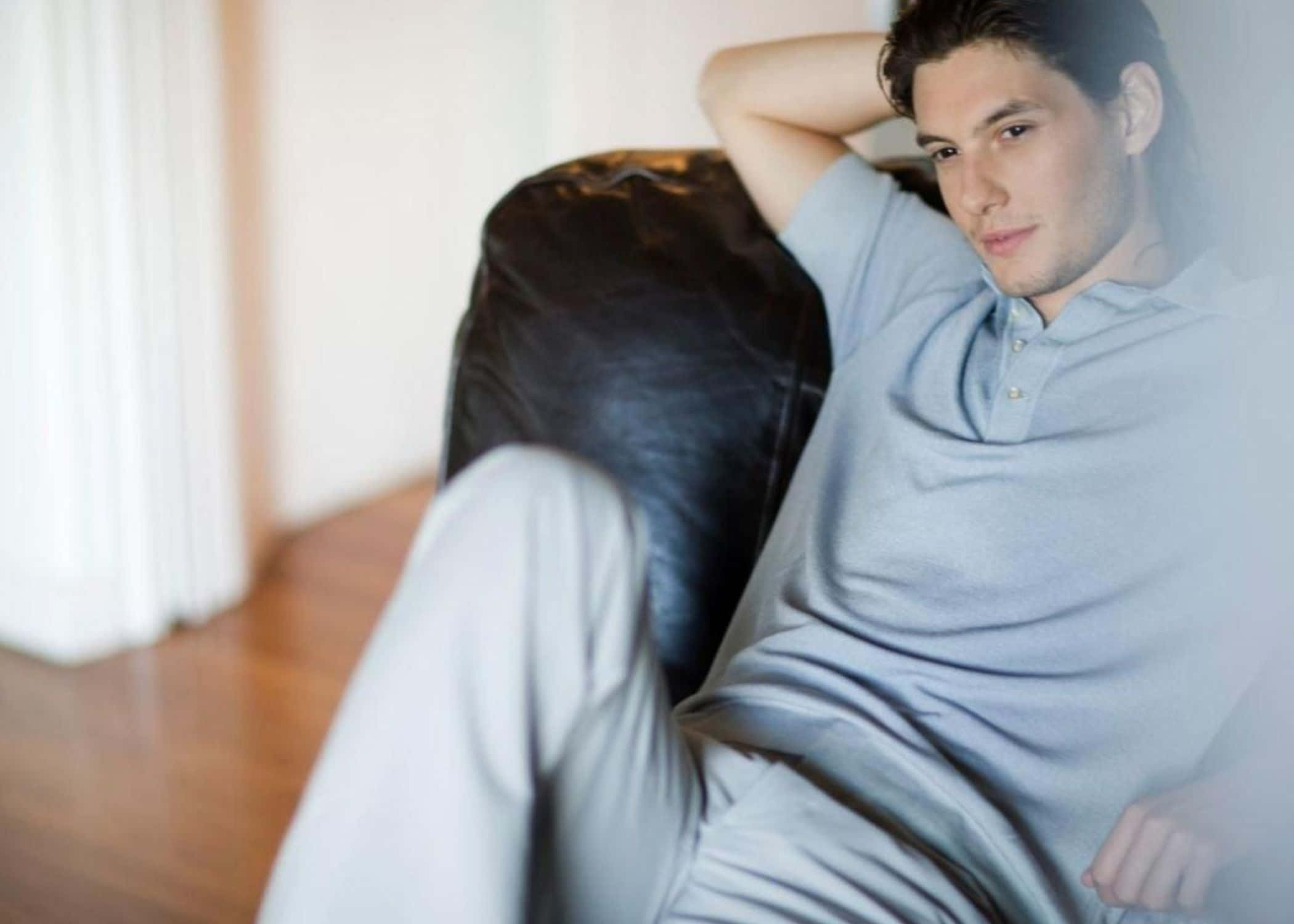 Ben Barnes, light blue polo, grey pants, Full HD Desktop Wallpaper