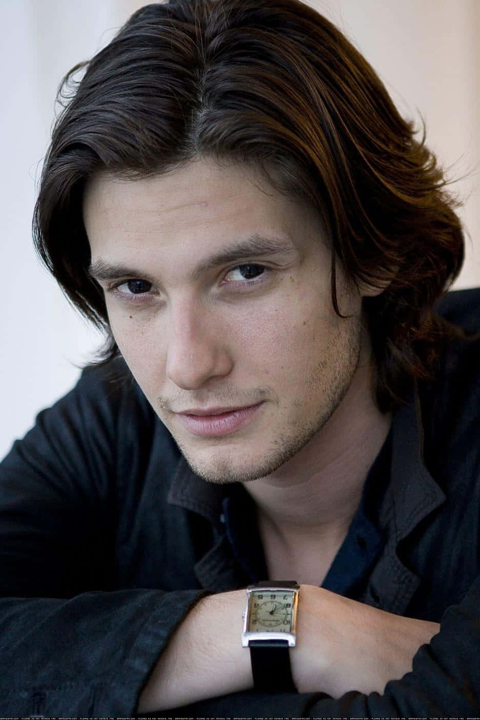 Ben Barnes, dark wavy hair, watch on his wrist, HD Phone Wallpaper