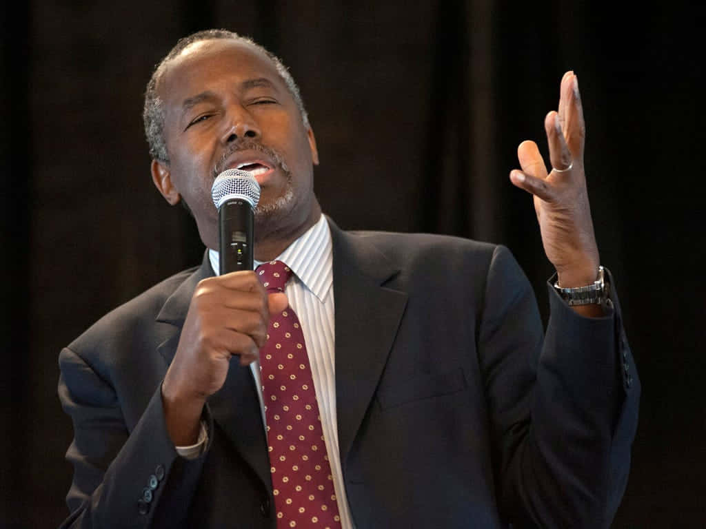 Ben Carson, mic, suit, SD Desktop Wallpaper