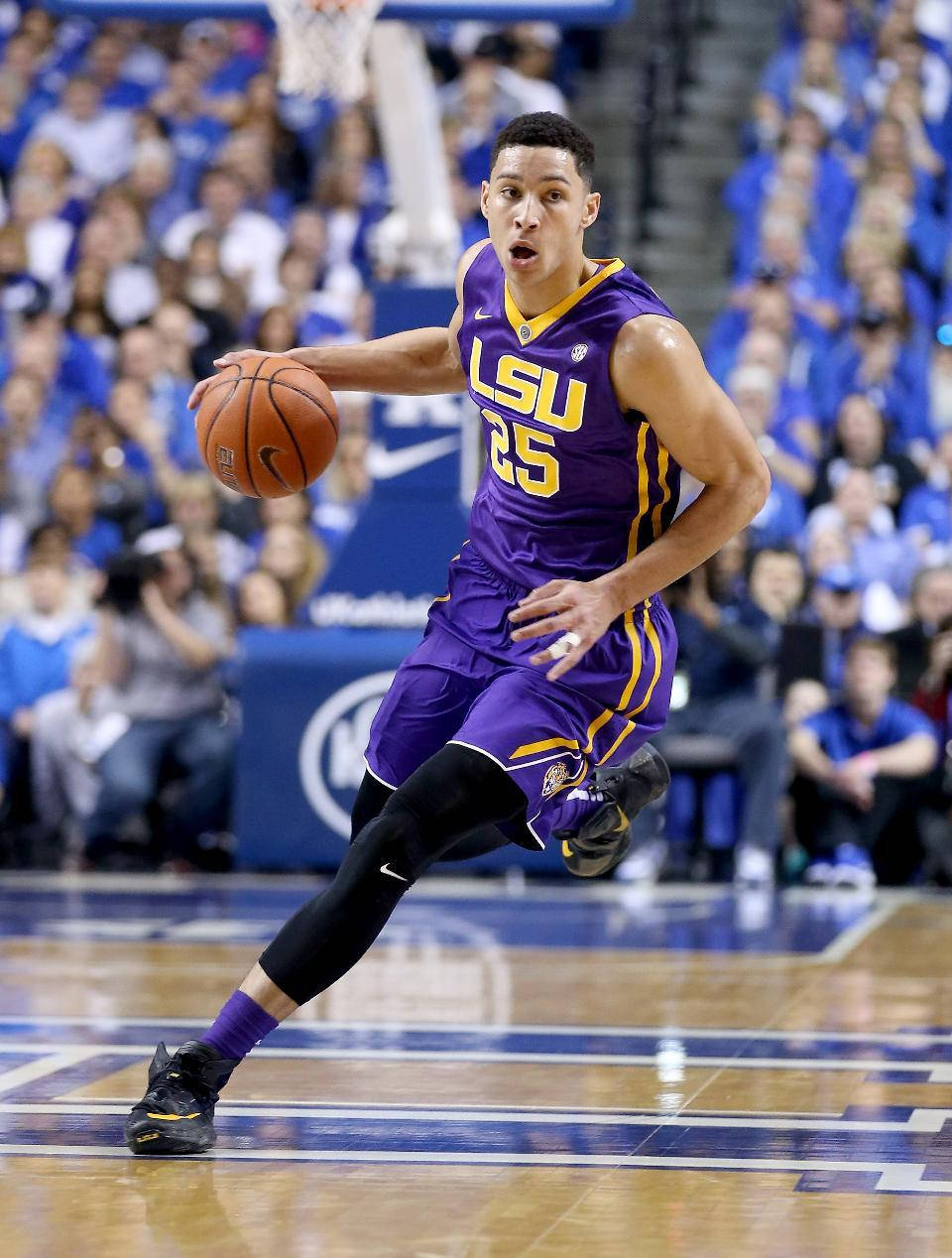 Ben Simmons, purple LSU jersey, dribbles intensely, SD Phone Wallpaper