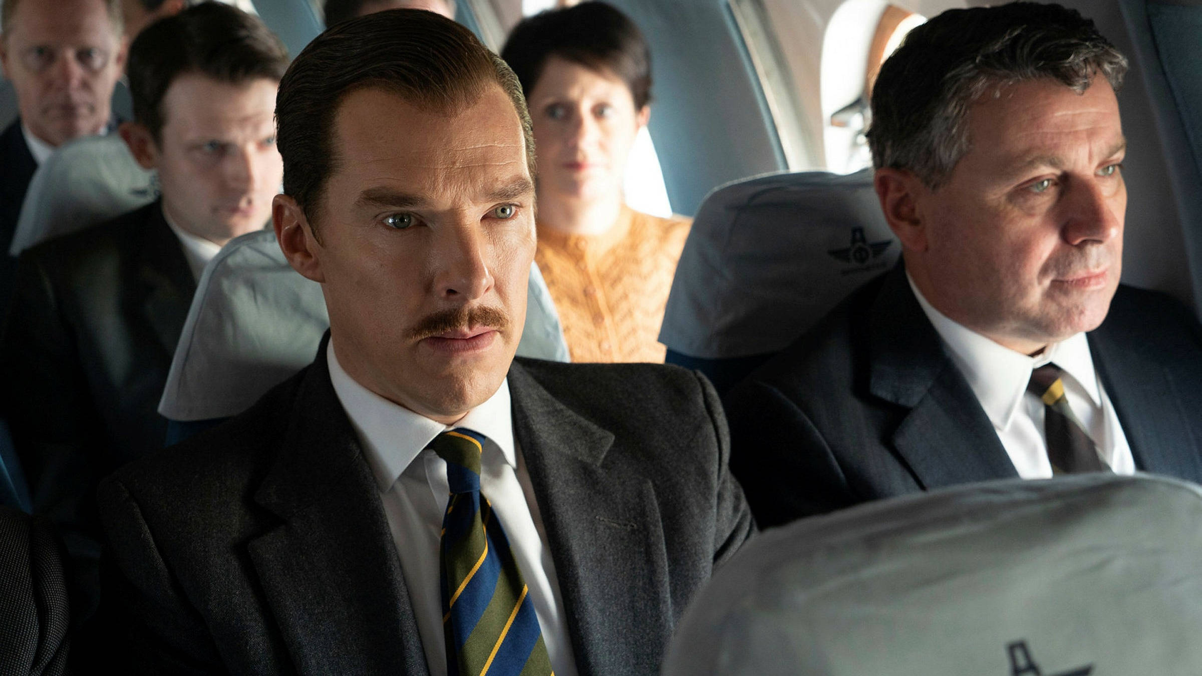 Benedict Cumberbatch, airplane, suit, Full HD Desktop Wallpaper