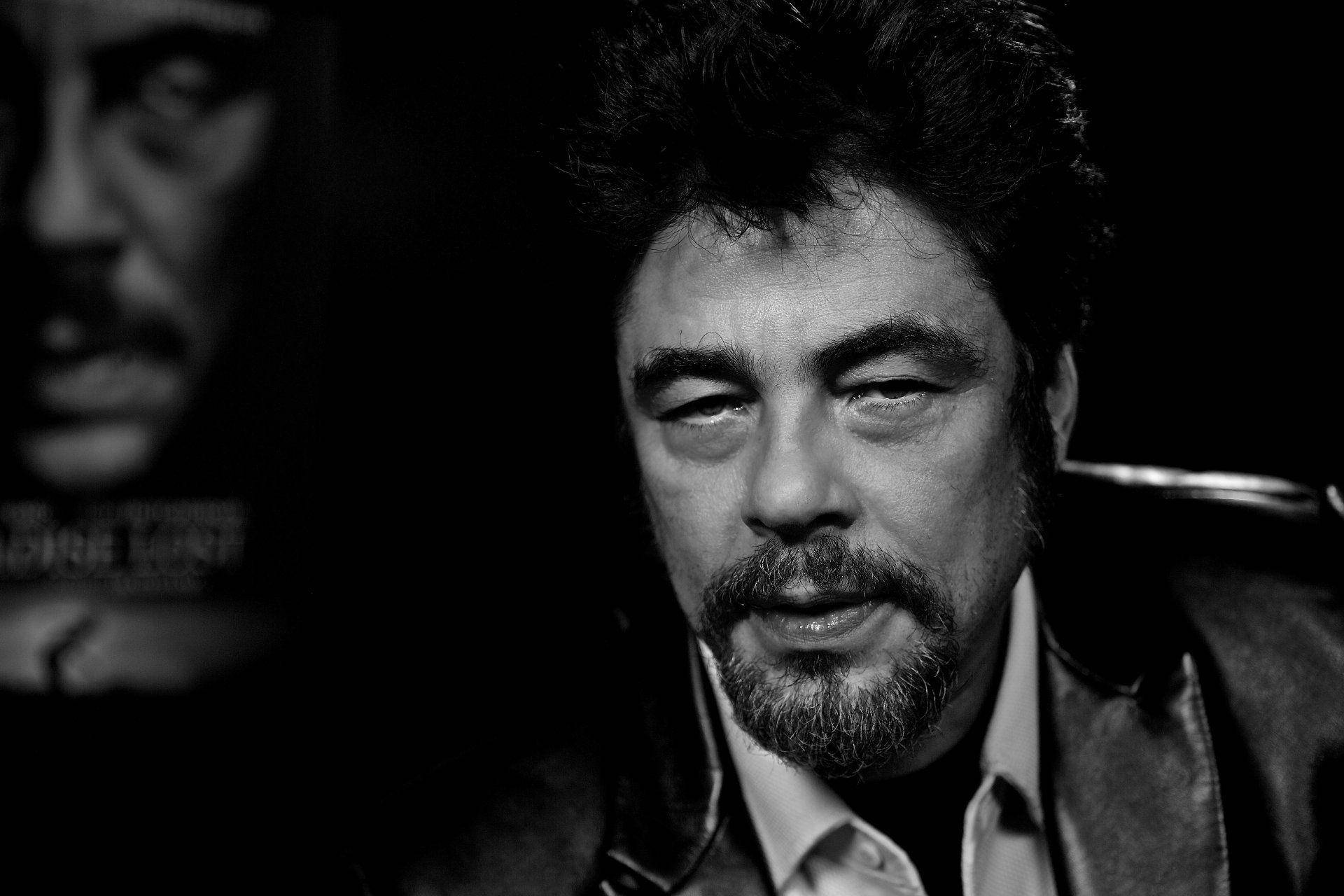Benicio del Toro, black and white portrait, bearded man, Full HD Desktop Wallpaper