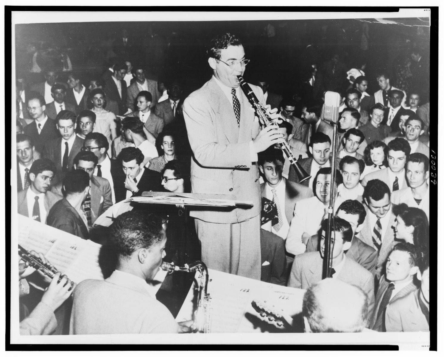 Benny Goodman, clarinet, orchestra, HD Desktop Wallpaper
