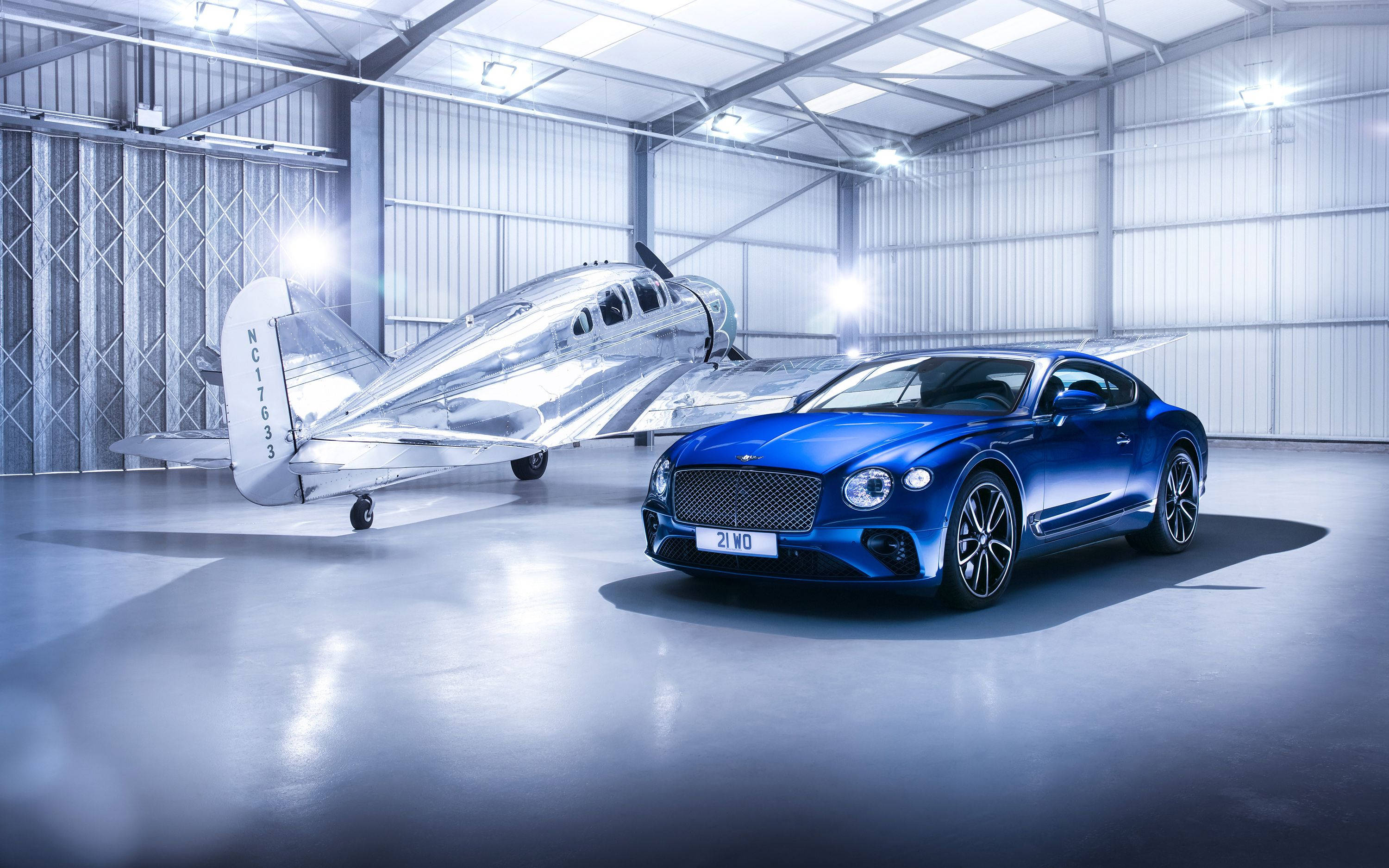 Bentley Continental GT, blue, silver vintage airplane, 2K Desktop Wallpaper