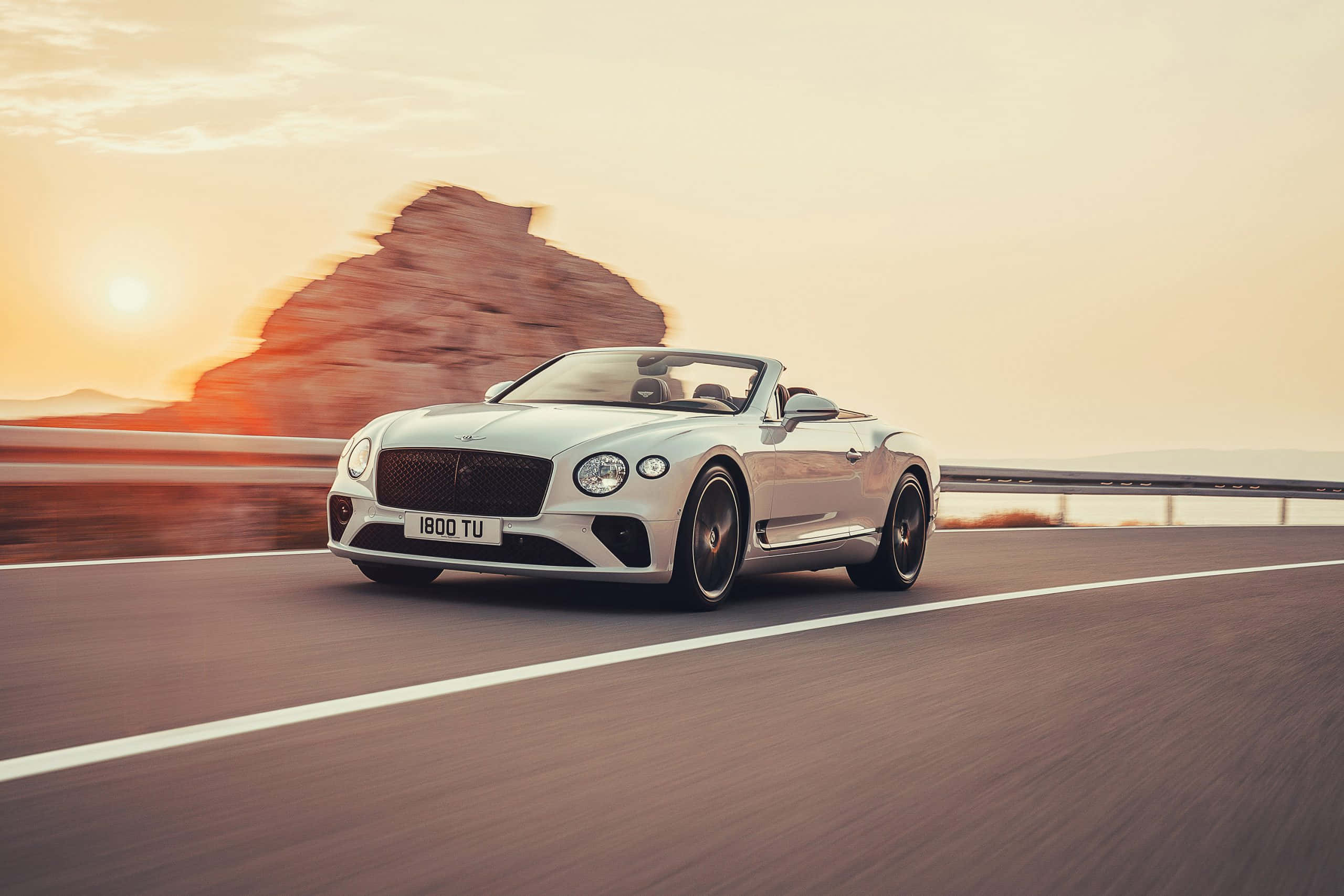 Bentley Continental GT Convertible, silver, desert highway, 2K Desktop Wallpaper