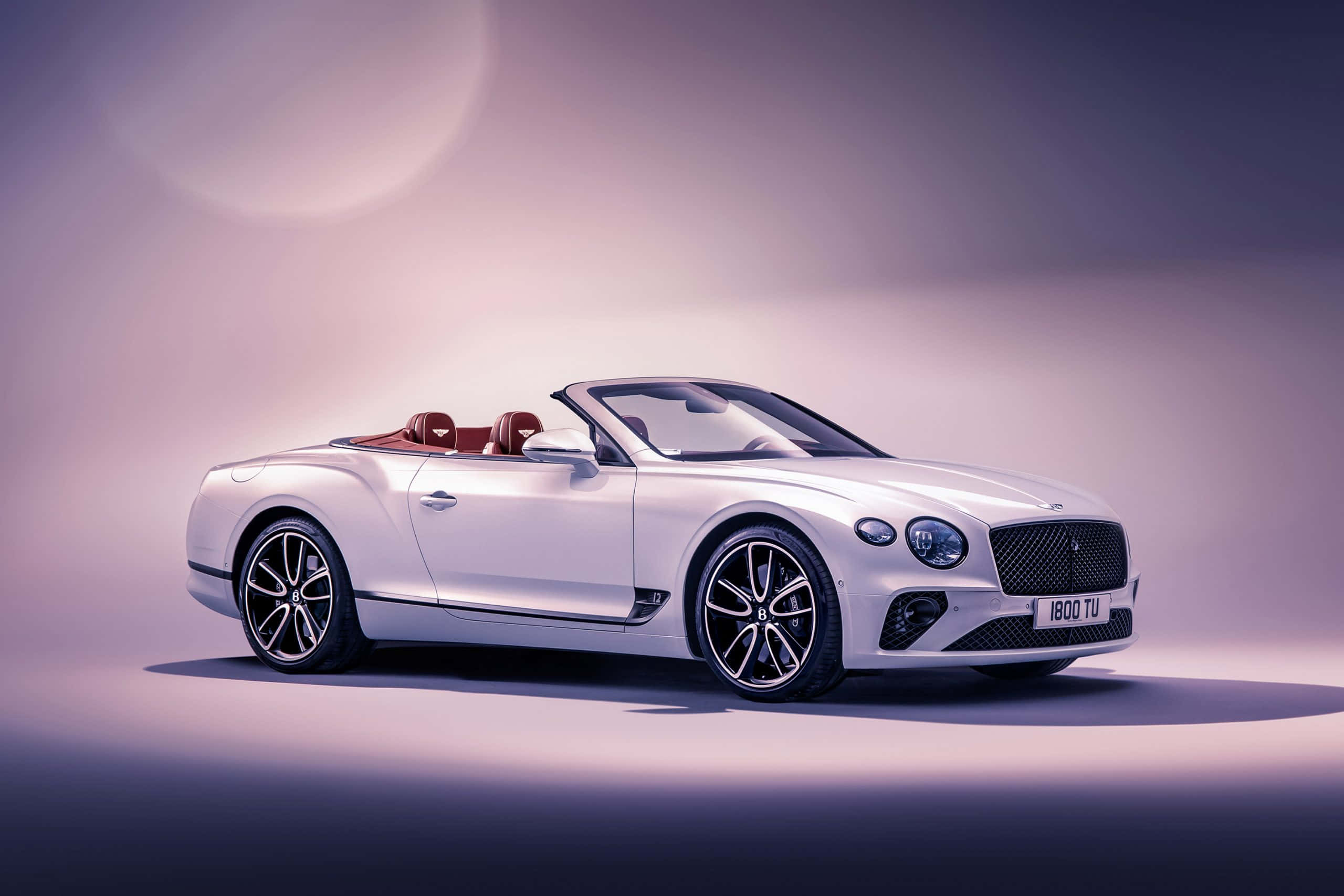 Bentley Continental GT Convertible, white, red leather seats, 2K Desktop Wallpaper