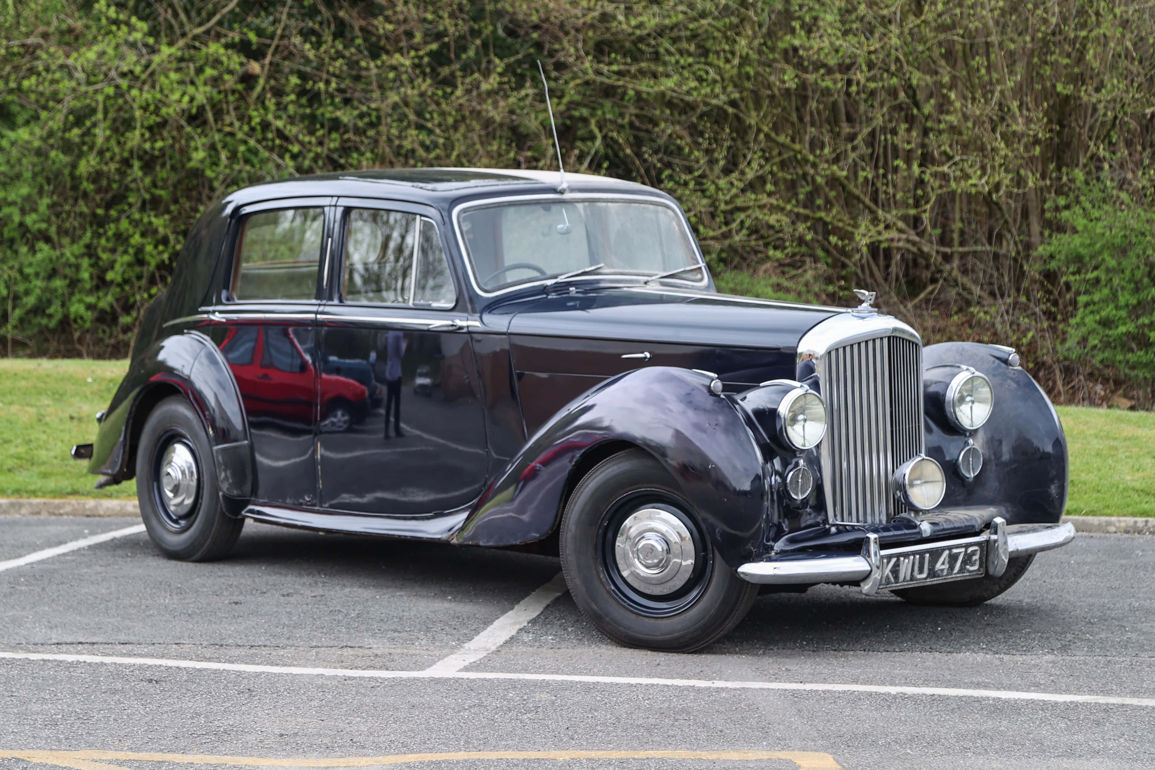 Bentley Mark VI, glossy black, vintage Bentley saloon, 4K Desktop Wallpaper
