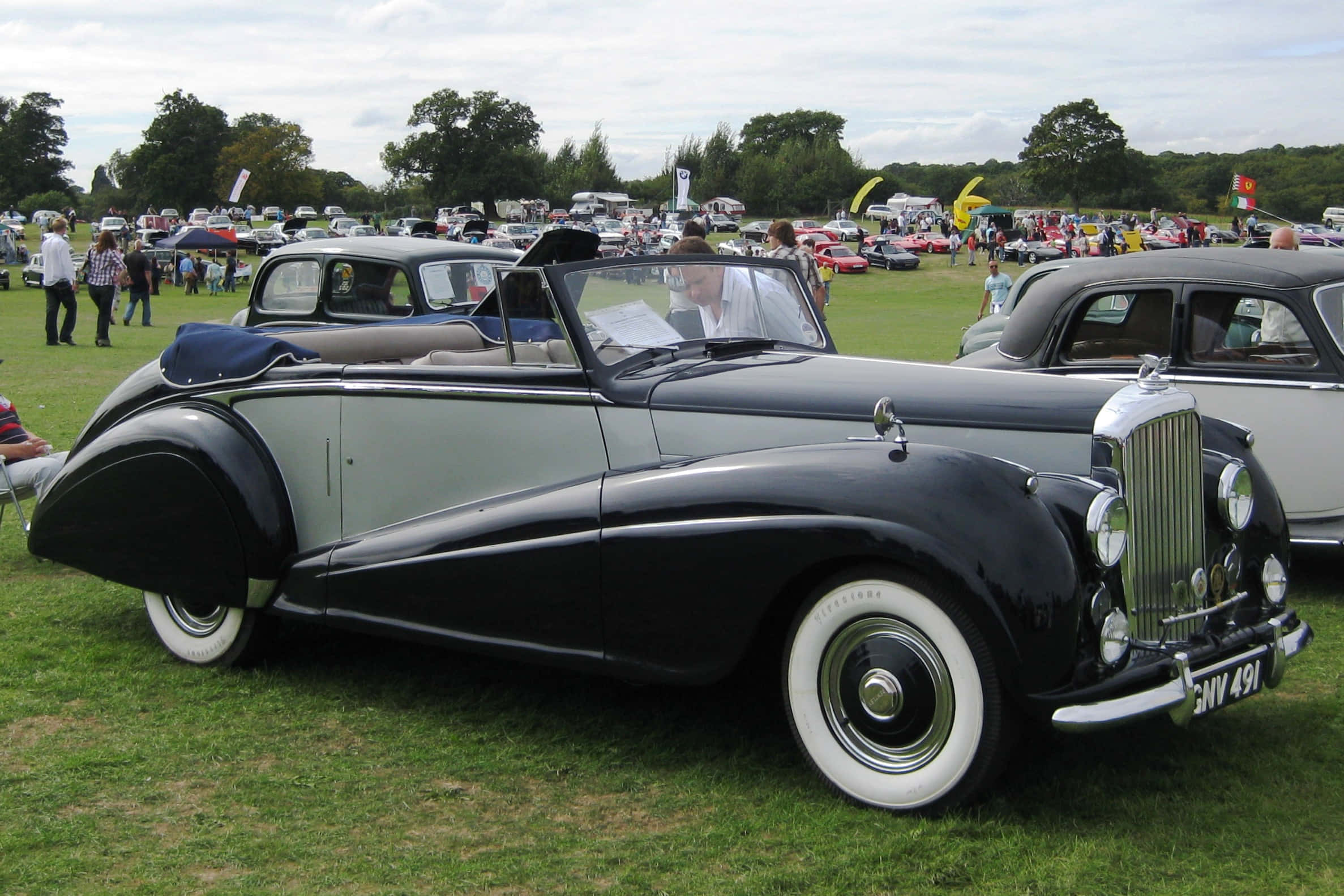Bentley Mark VI, vintage convertible, black and silver, Full HD Desktop Wallpaper