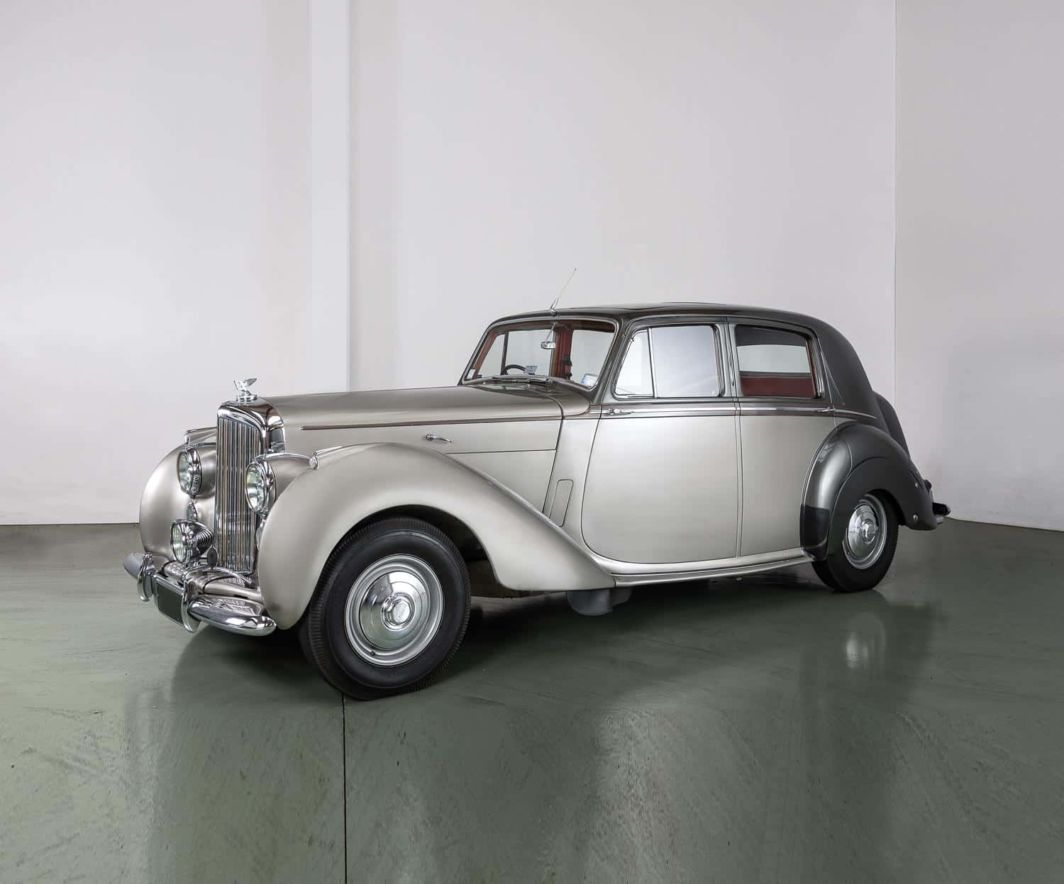 Bentley Mark VI, silver, chrome accents, HD Desktop Wallpaper