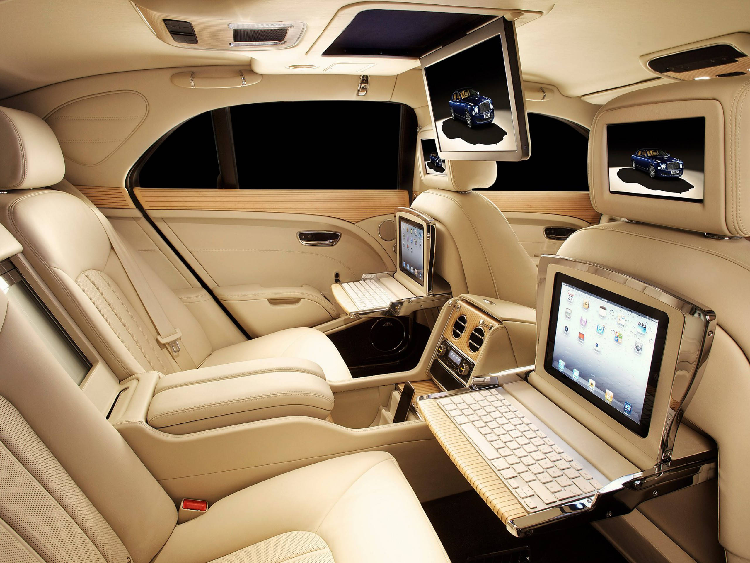 Bentley Mulsanne, cream leather seats, built-in laptops, 2K Desktop Wallpaper