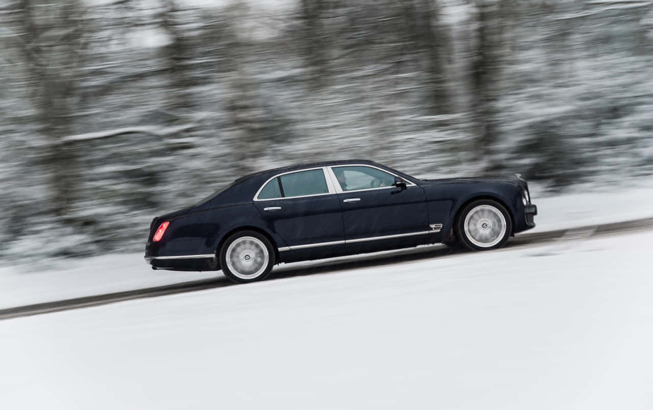 Bentley Mulsanne, sleek black, snowy forest, HD Desktop Wallpaper