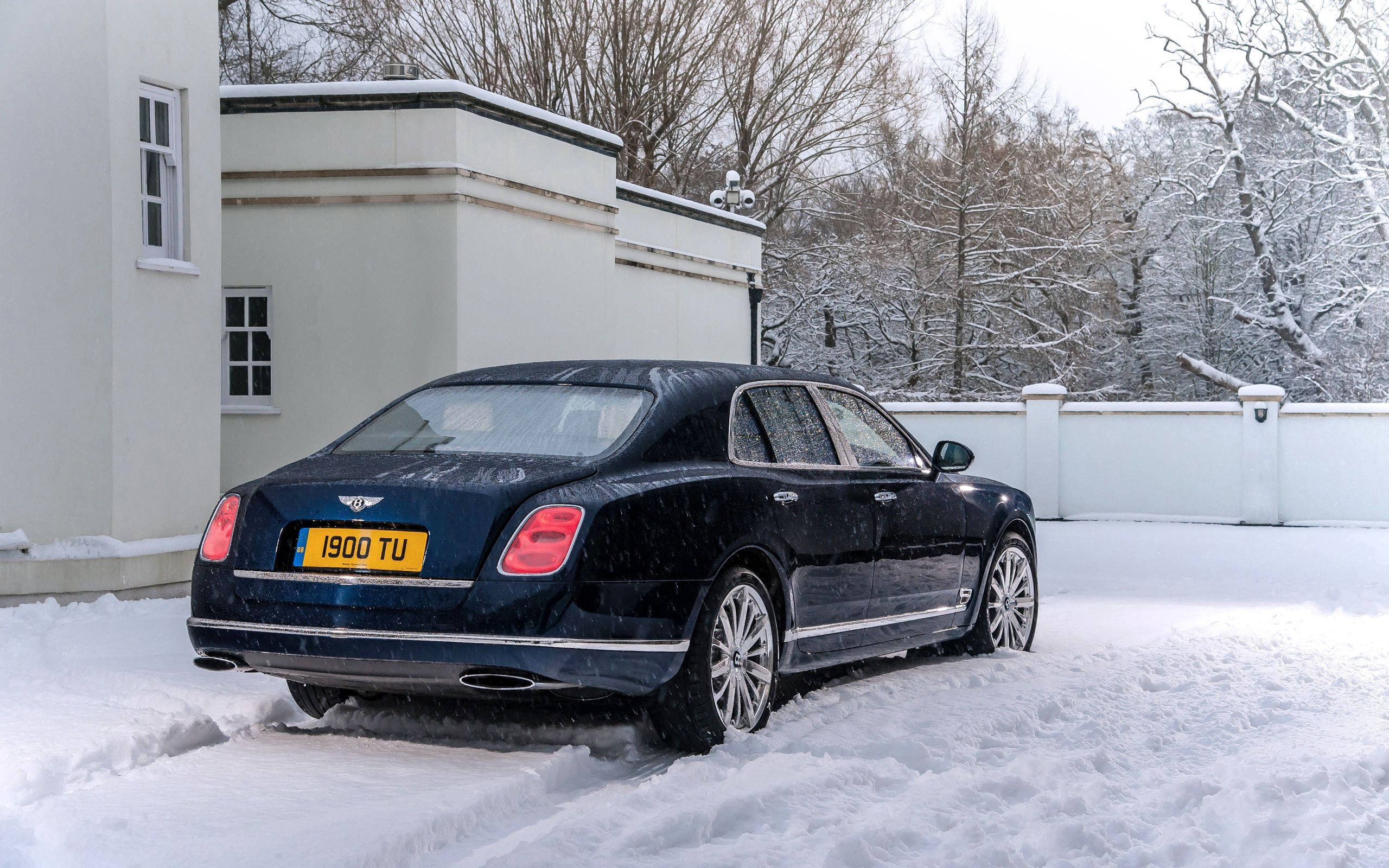 Bentley Mulsanne, black, side view, 2K Desktop Wallpaper