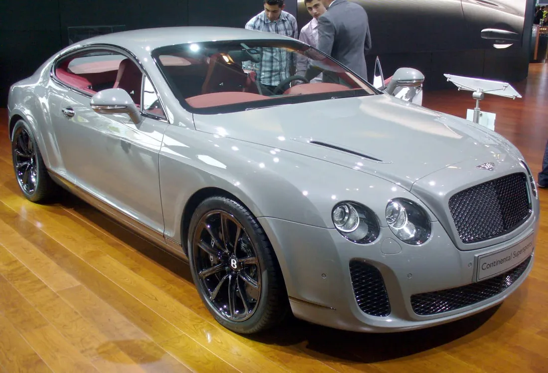 Bentley S2