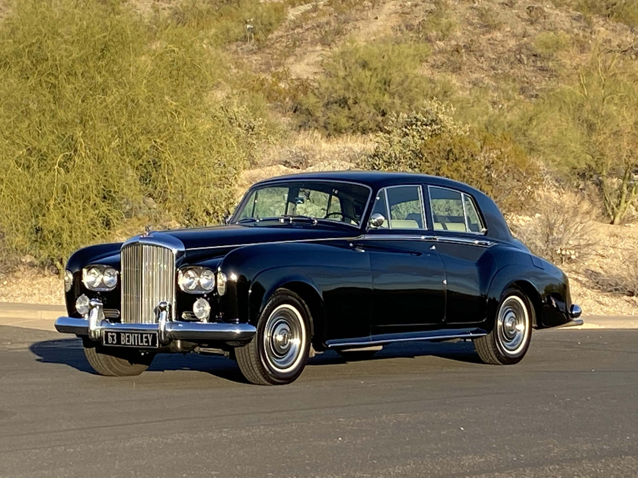 Bentley S3, glossy black, desert road, 2K Desktop Wallpaper