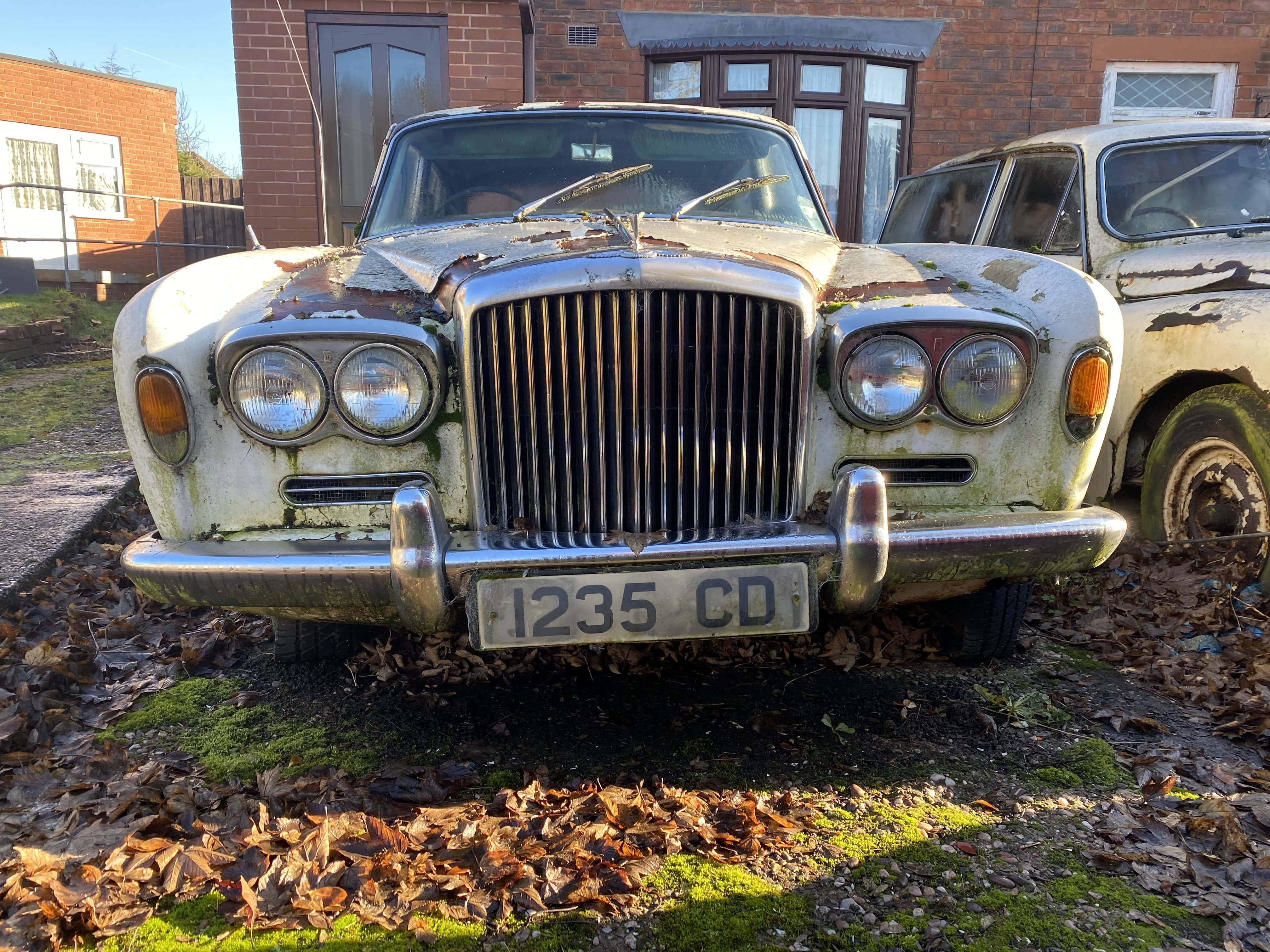 Bentley T1, vintage Bentley, rusted body, 4K Desktop Wallpaper