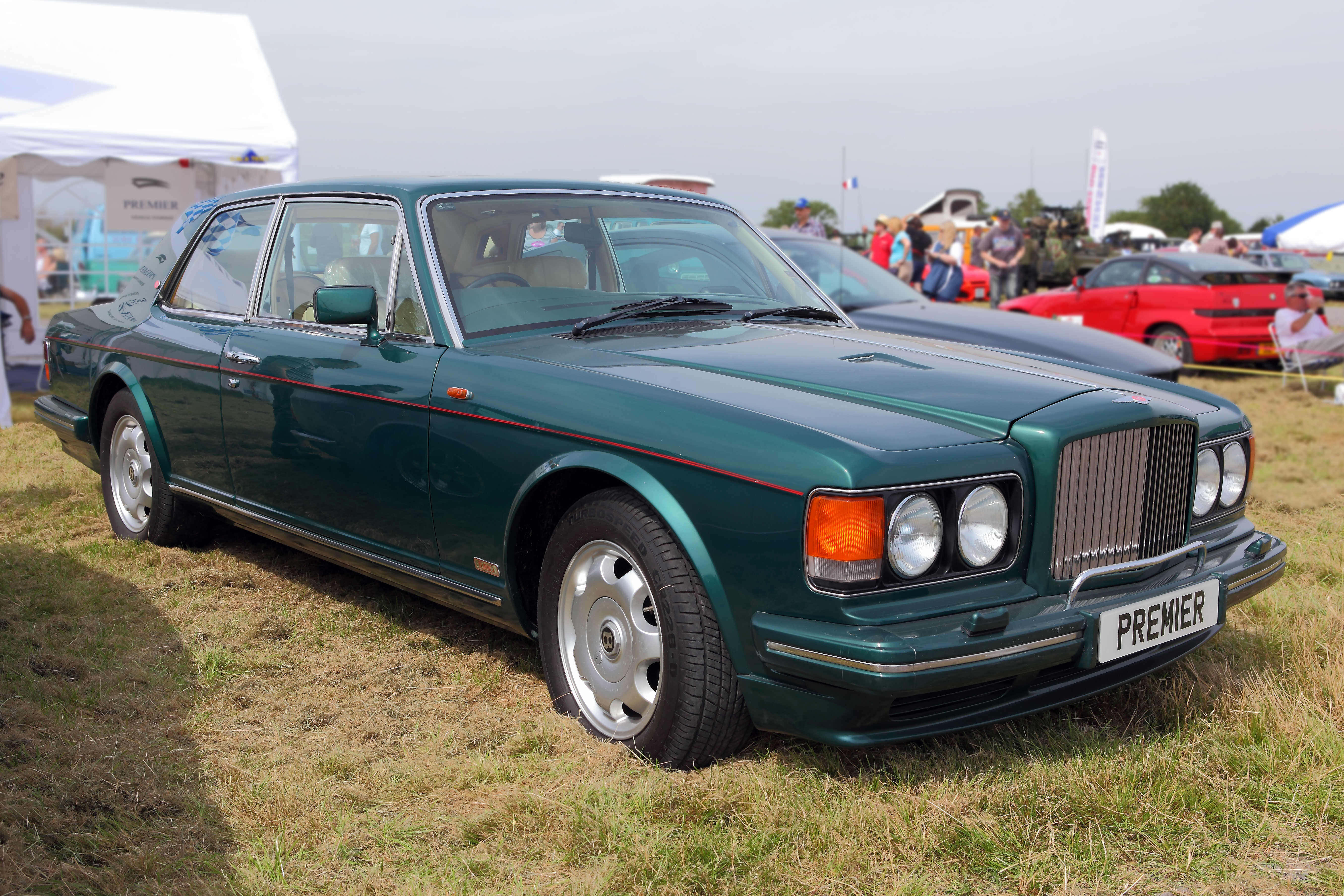 Bentley Turbo R, Premier sedan, green, 5K Desktop Wallpaper