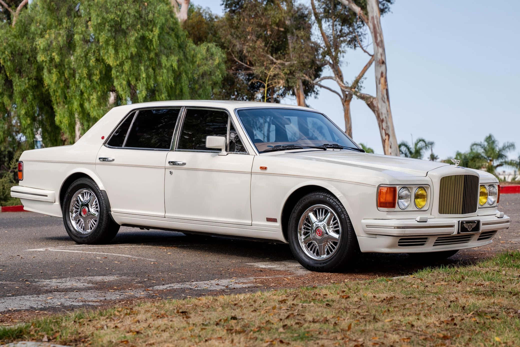 Bentley Turbo R, white, asphalt, Full HD Desktop Wallpaper