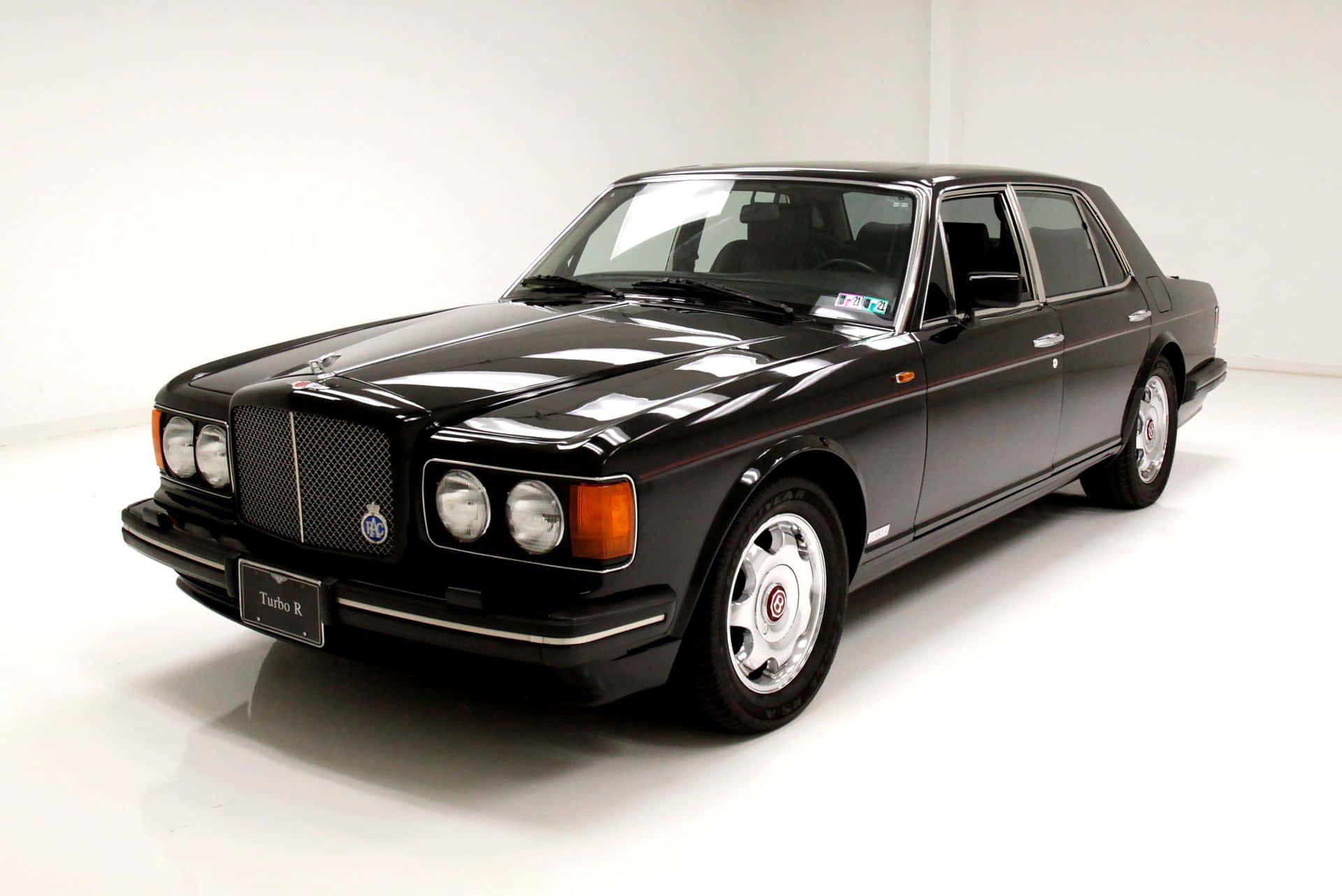 Bentley Turbo R, sleek black, luxury sedan, Full HD Desktop Wallpaper