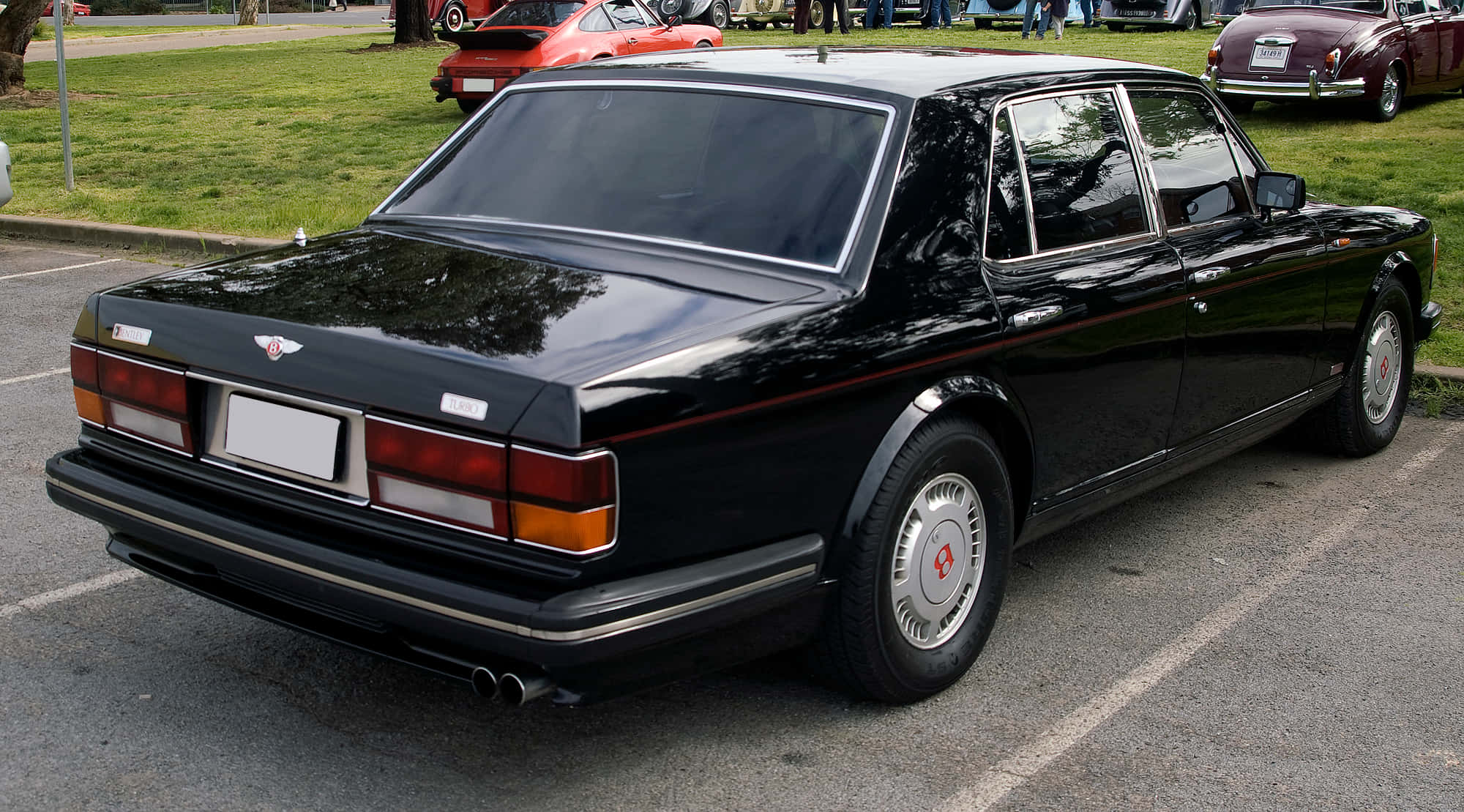 Bentley Turbo R, glossy black, sedan, Full HD Desktop Wallpaper