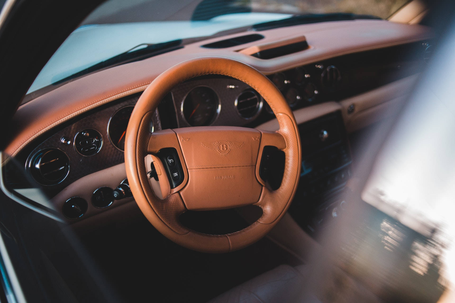 Bentley, tan leather steering wheel, dashboard, Full HD Desktop Wallpaper