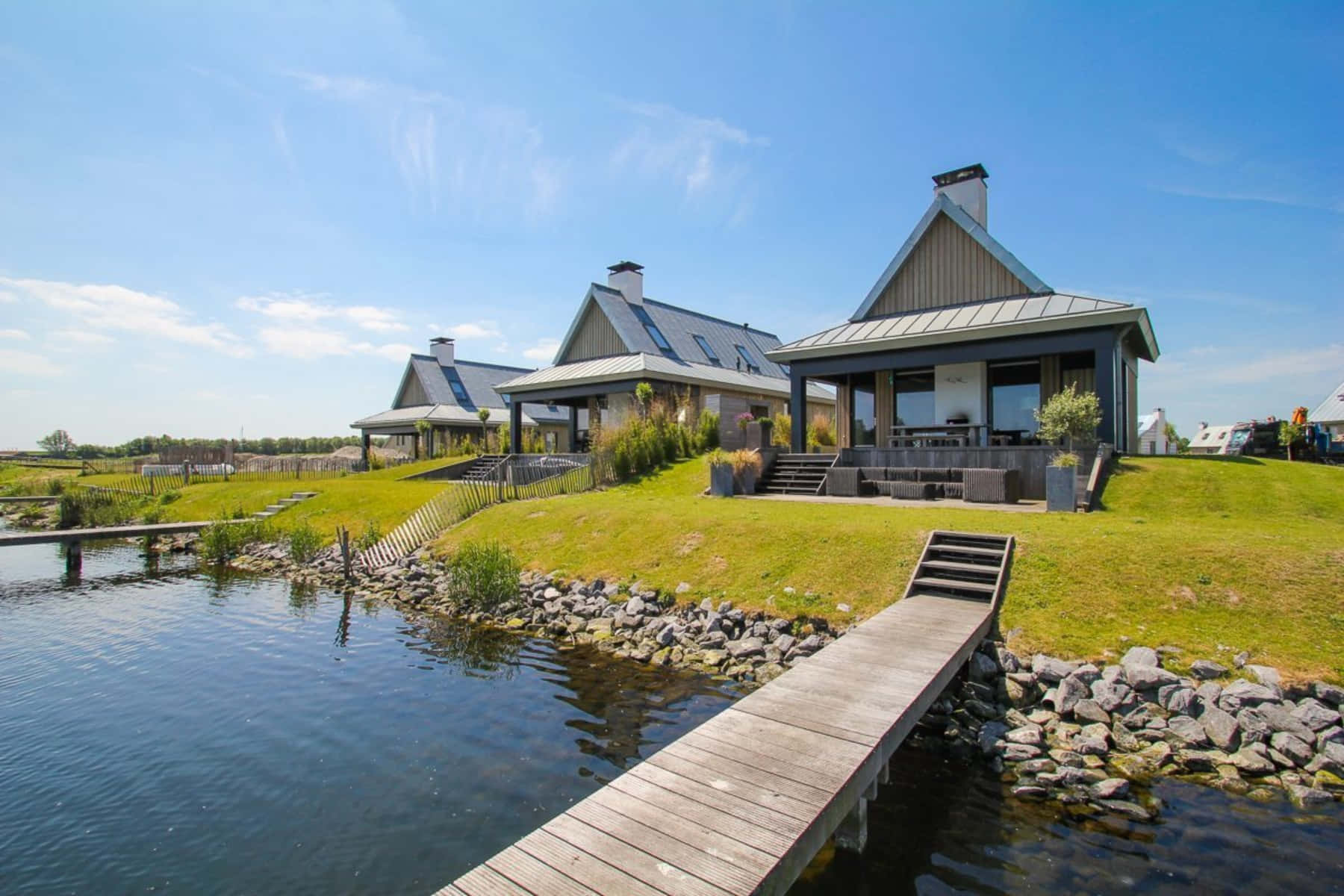 waterfront homes, Bergen Op Zoom, modern wooden cabins, HD Desktop Wallpaper