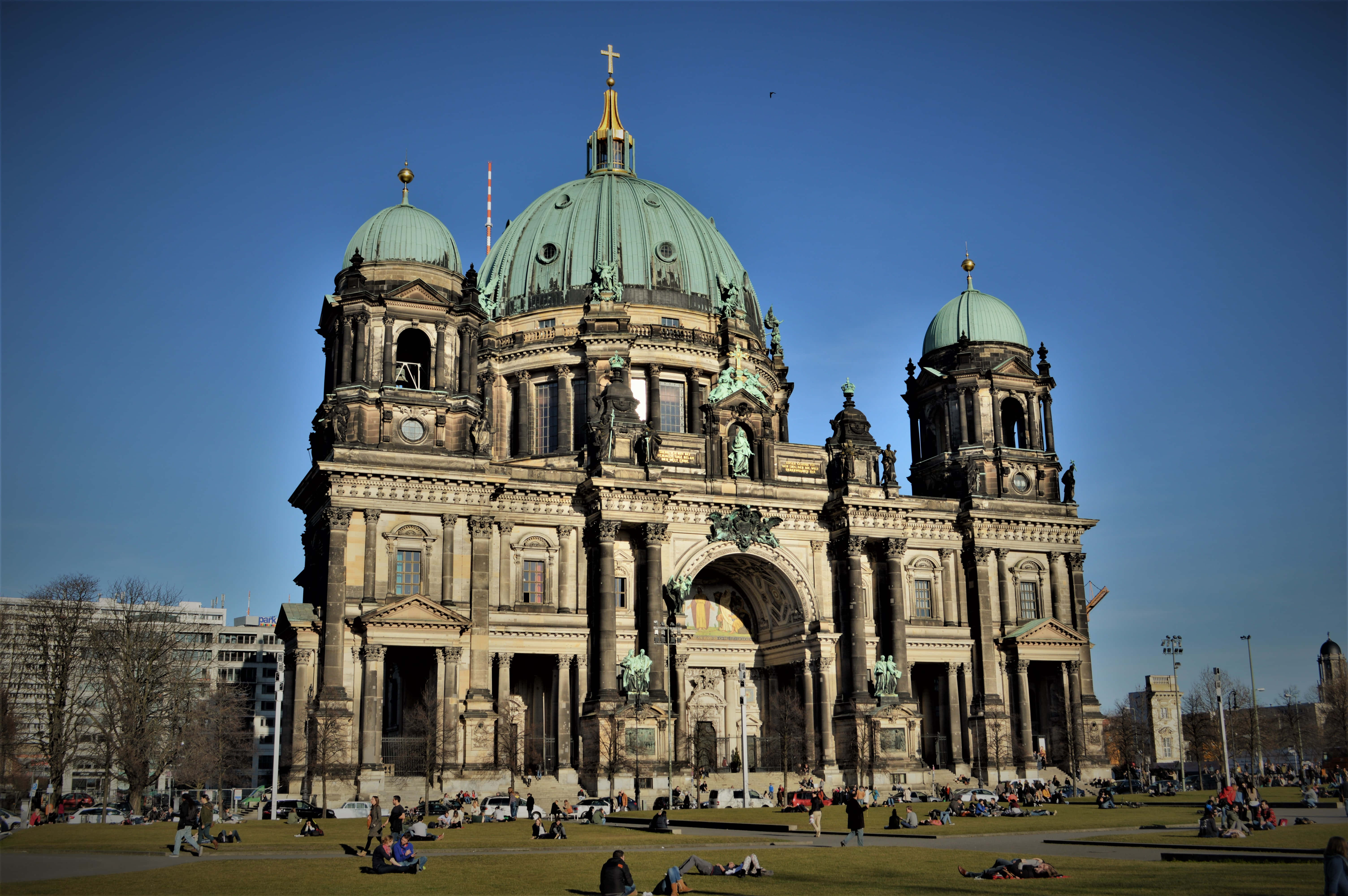 Berlin Cathedral, clear blue sky, grassy plaza, 5K Desktop Wallpaper