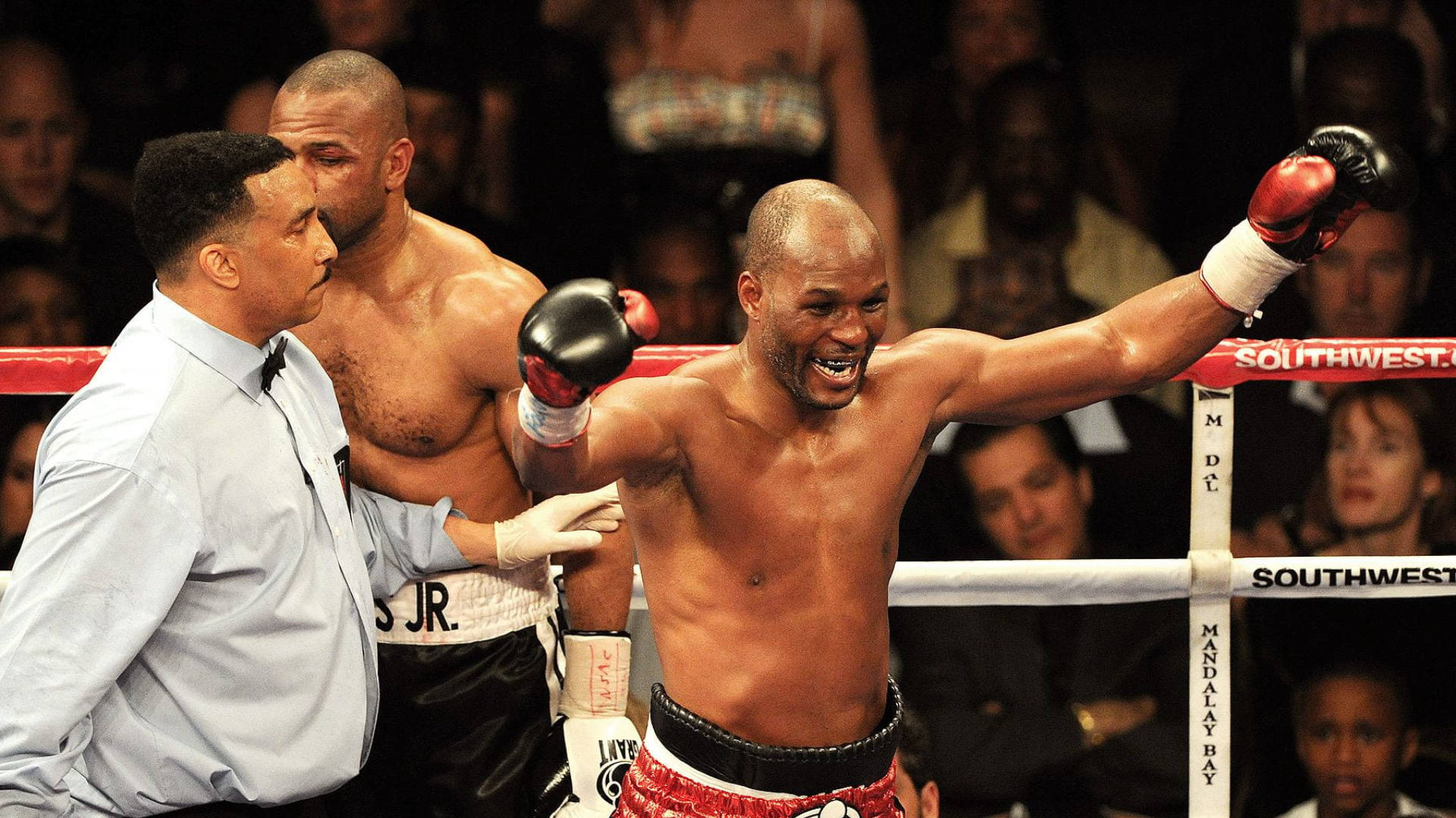 Bernard Hopkins, gloved fist, brightly lit ring, Full HD Desktop Wallpaper