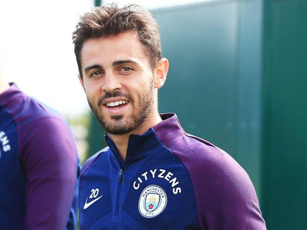 Bernardo Silva, purple uniform, blue and purple Manchester City training kit, SD Desktop Wallpaper
