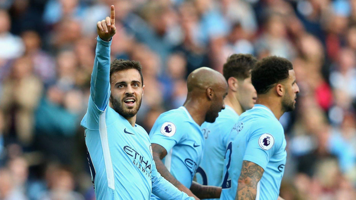 Bernardo Silva, light blue jersey, sunlit pitch, HD Desktop Wallpaper