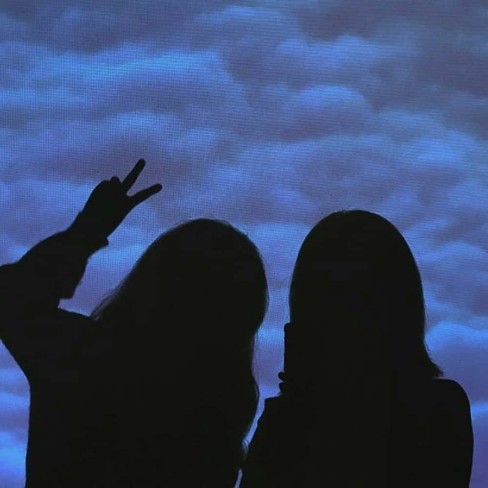 silhouettes, women, blue sky, SD Desktop Wallpaper