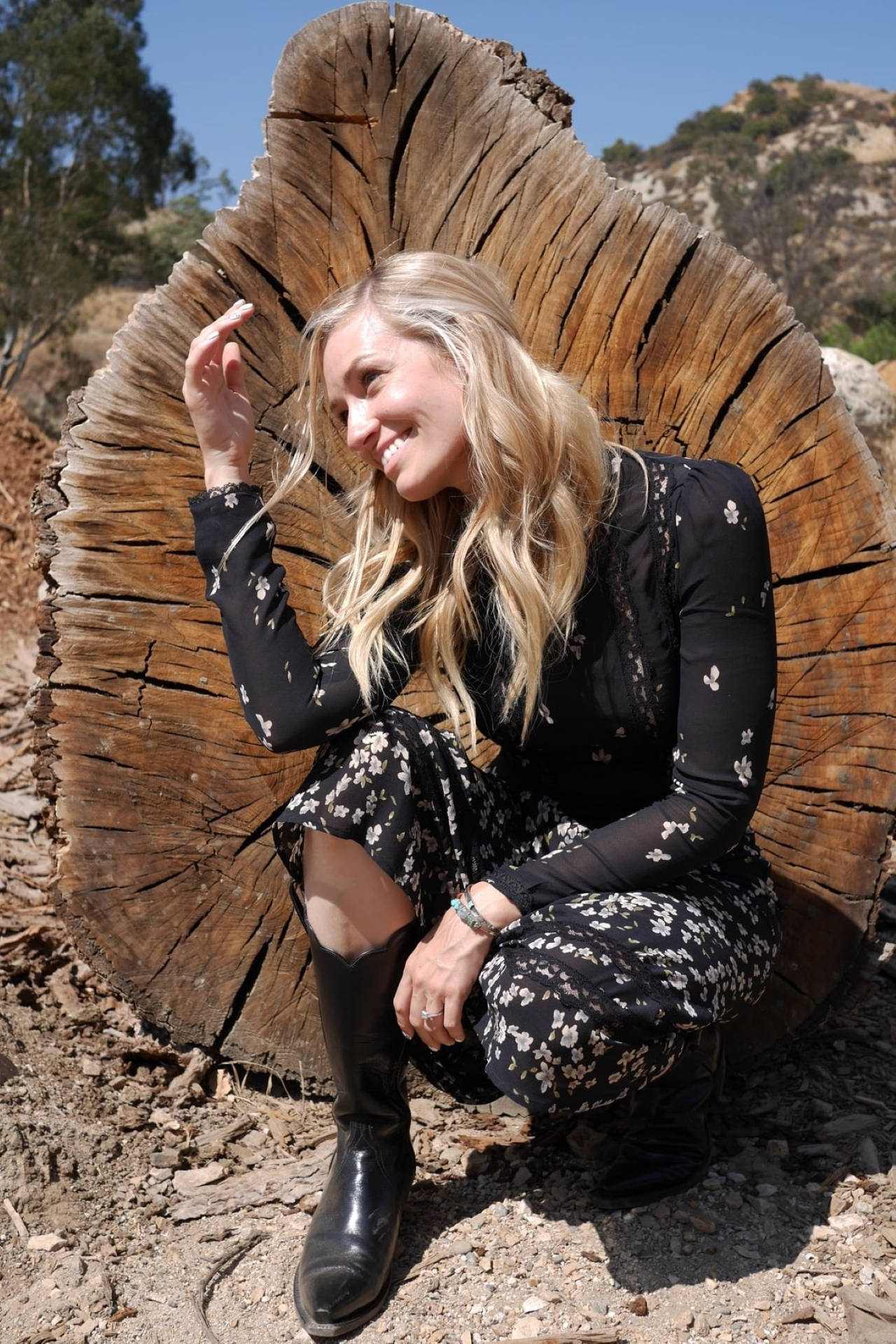 Beth Behrs, black floral dress, tree stump, Full HD Phone Wallpaper