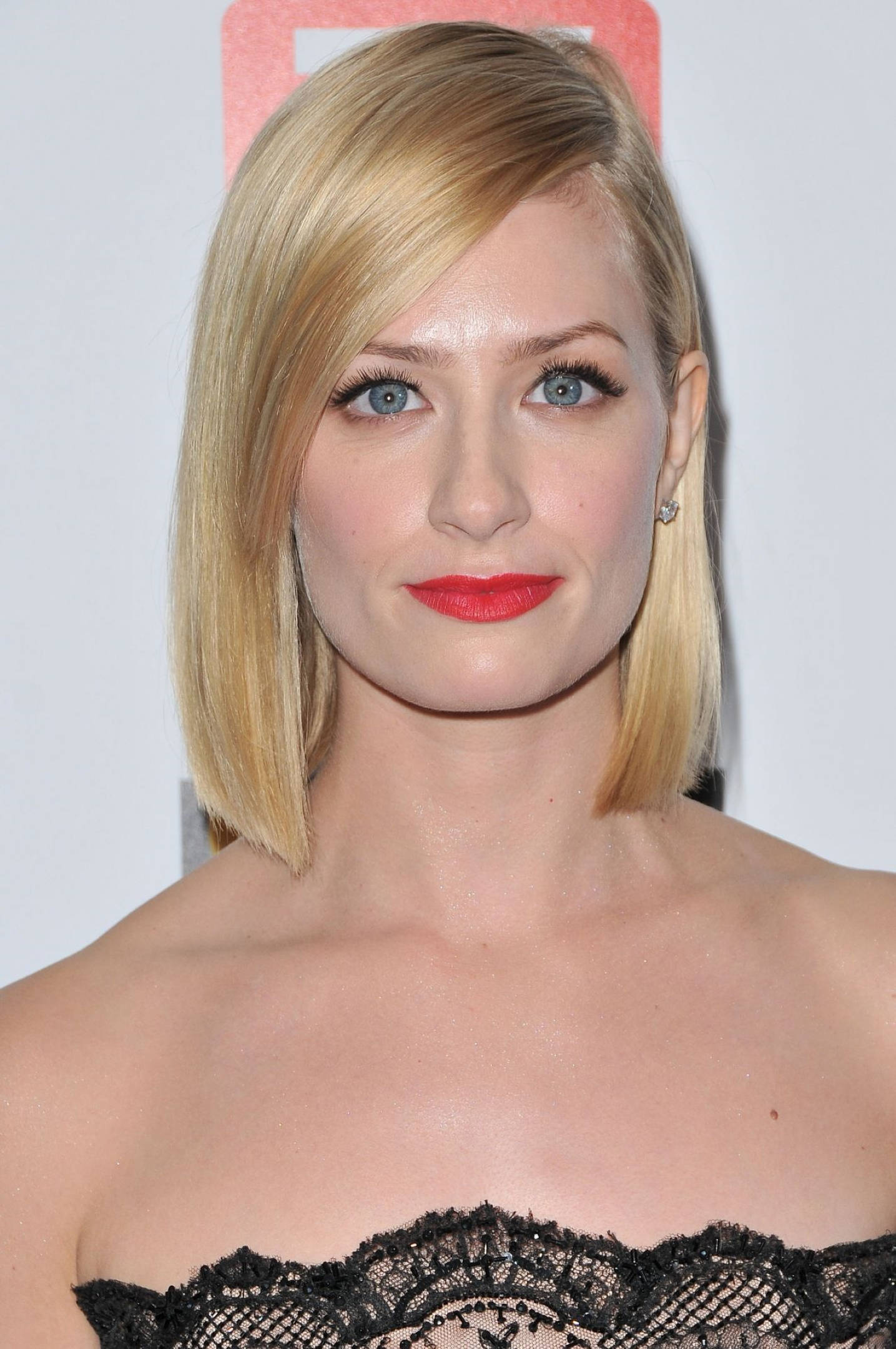 Beth Behrs, 2015 Advocacy Awards, blonde woman, Full HD Phone Wallpaper