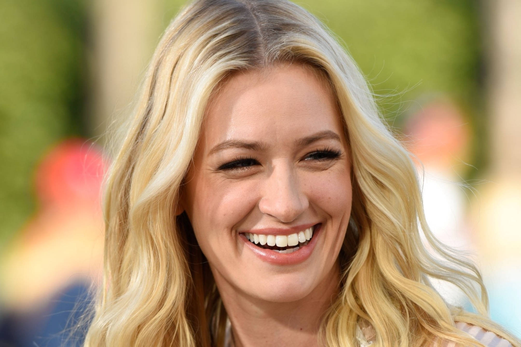 Beth Behrs, blonde woman, wide smile, Full HD Desktop Wallpaper