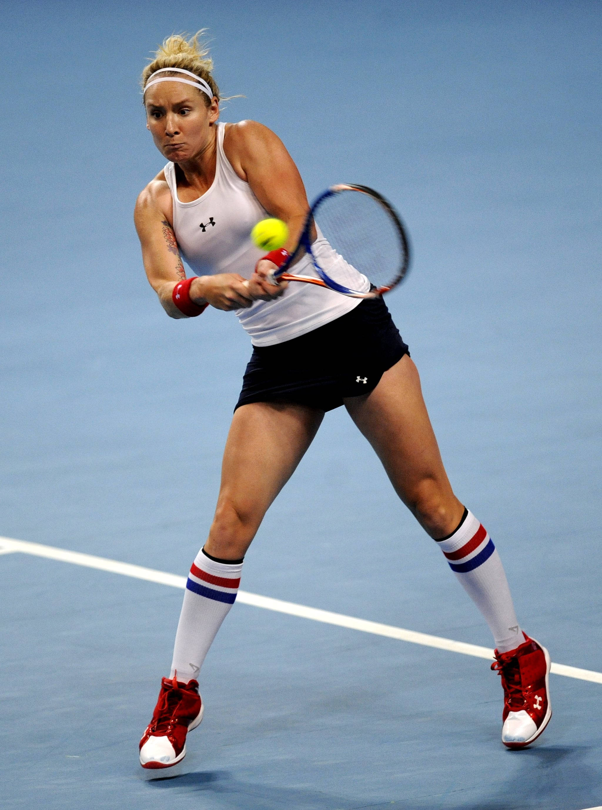 Bethanie Mattek-sands, white and red gear, yellow ball, 2K Phone Wallpaper