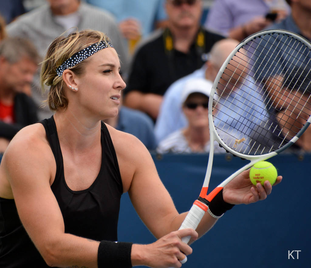 Bethanie Mattek-sands, black top, yellow ball, SD Desktop Wallpaper
