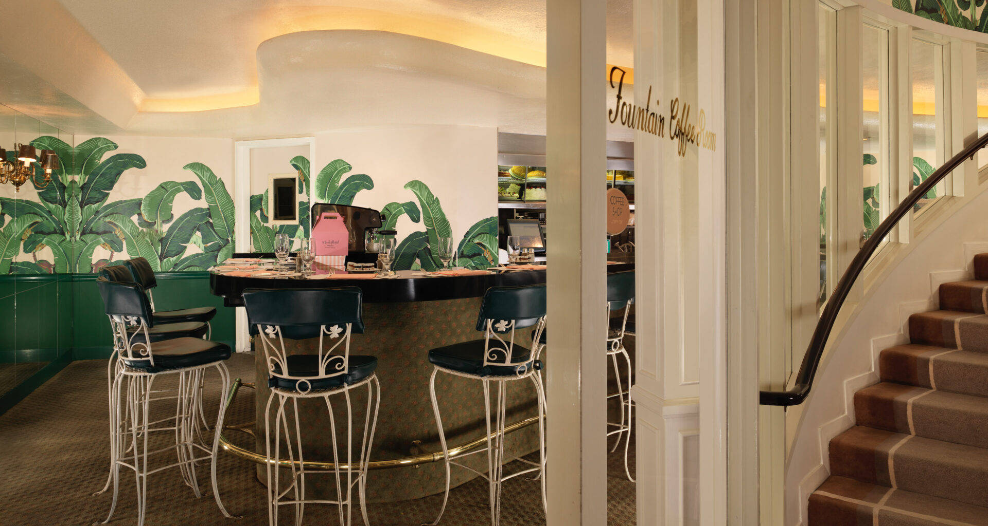 Beverly Hills Hotel, tropical leaf wallpaper, green walls, Full HD Desktop Wallpaper