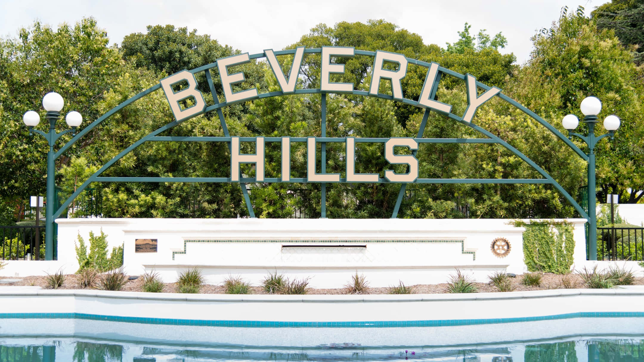 Beverly Hills, signature sign, pool, Full HD Desktop Wallpaper