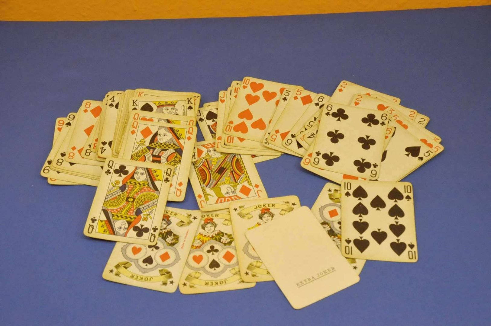 Bezique, blue table, vintage playing cards, HD Desktop Wallpaper