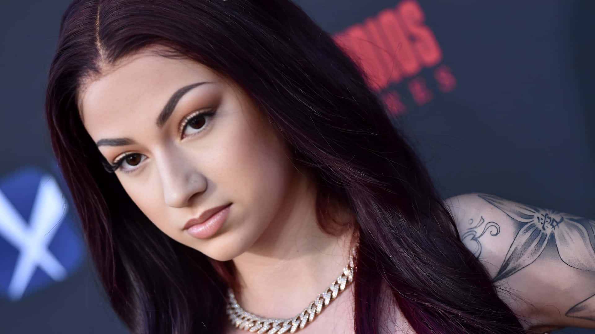 Bhad Bhabie, gold chain necklace, tattoo on shoulder, Full HD Desktop Wallpaper