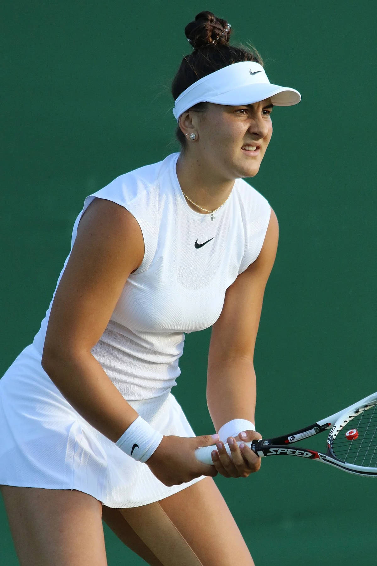 Bianca Andreescu, all-white attire, white gear, HD Phone Wallpaper