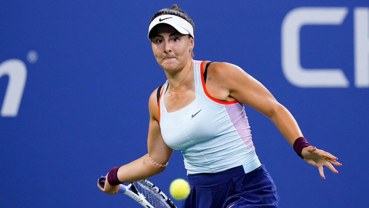 Bianca Andreescu, tennis player, racket, HD Desktop Wallpaper