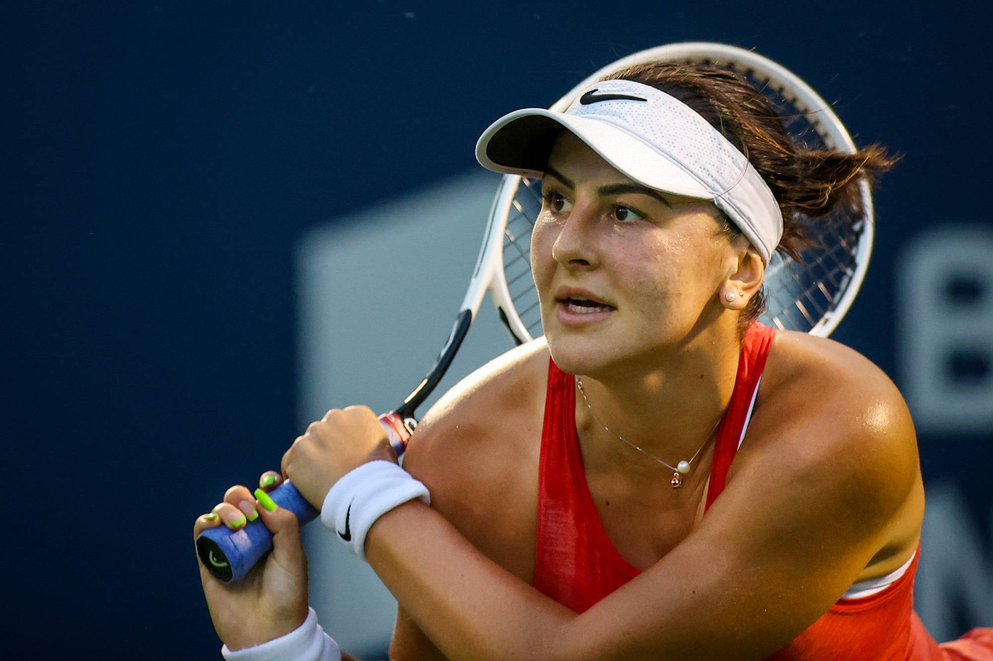Bianca Andreescu, red outfit, white visor, Full HD Desktop Wallpaper