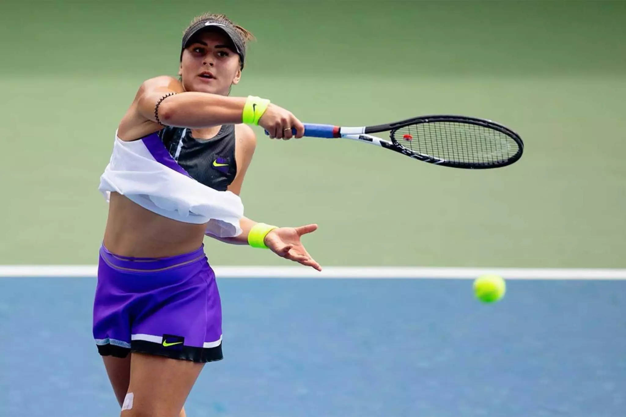 Bianca Andreescu, purple shorts, cap, Full HD Desktop Wallpaper