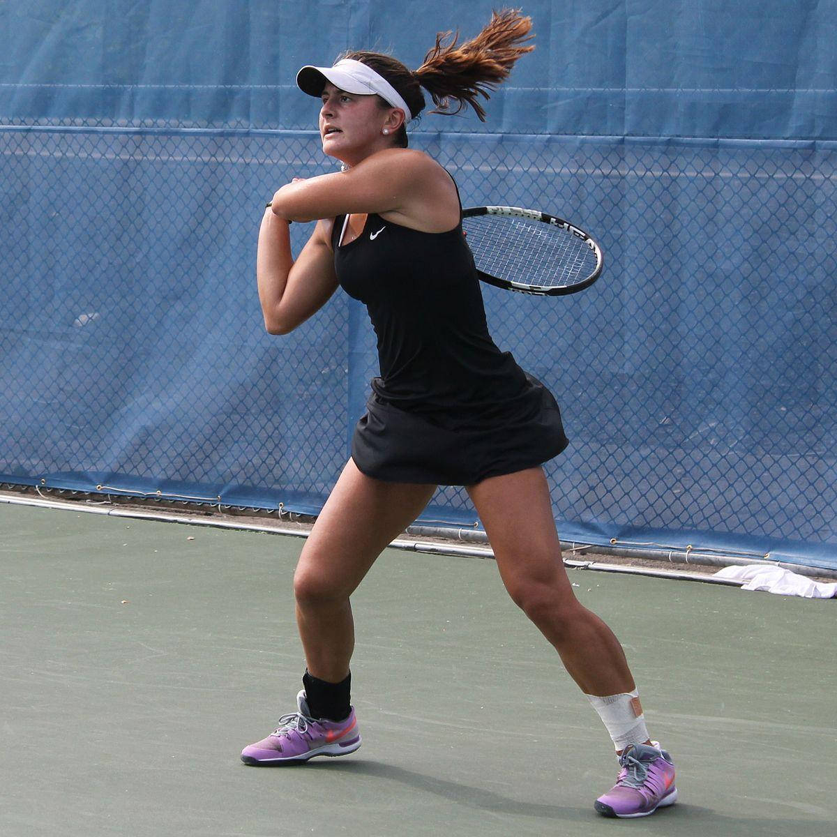 Bianca Andreescu, black dress, green court, SD Desktop Wallpaper
