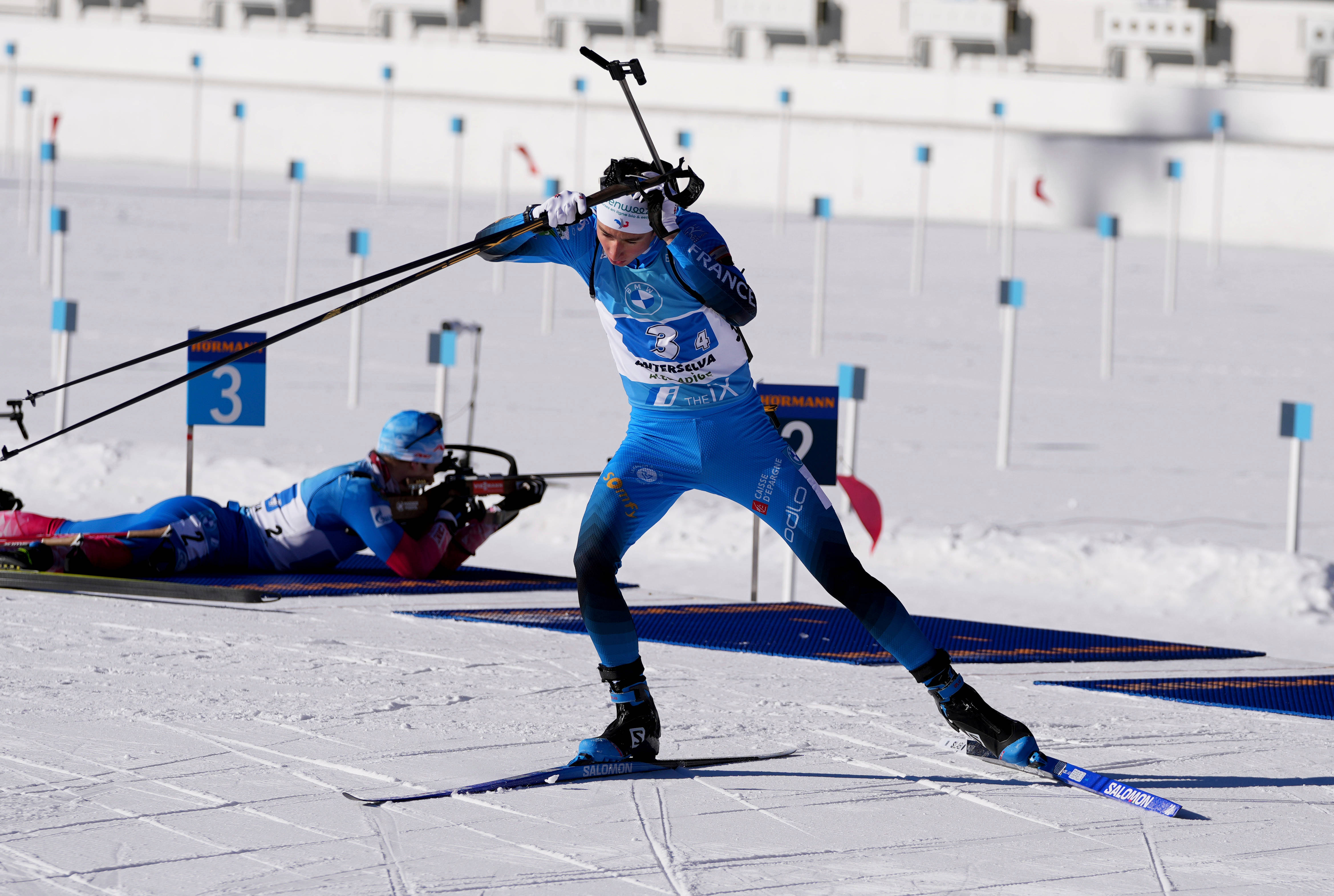 biathlete, blue gear, skis, 4K Desktop Wallpaper