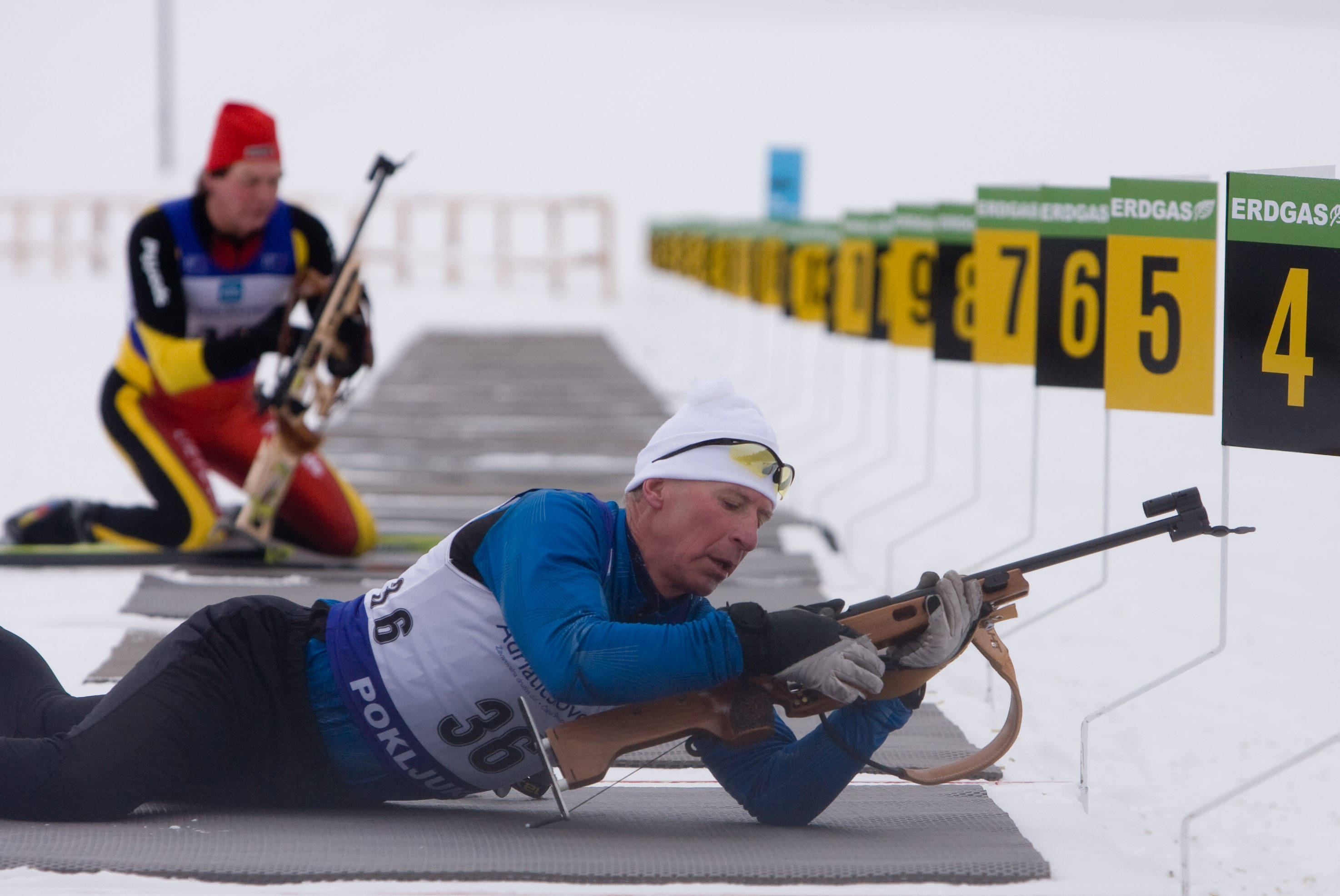 biathlete, prone position, biathlon shooting, 2K Desktop Wallpaper