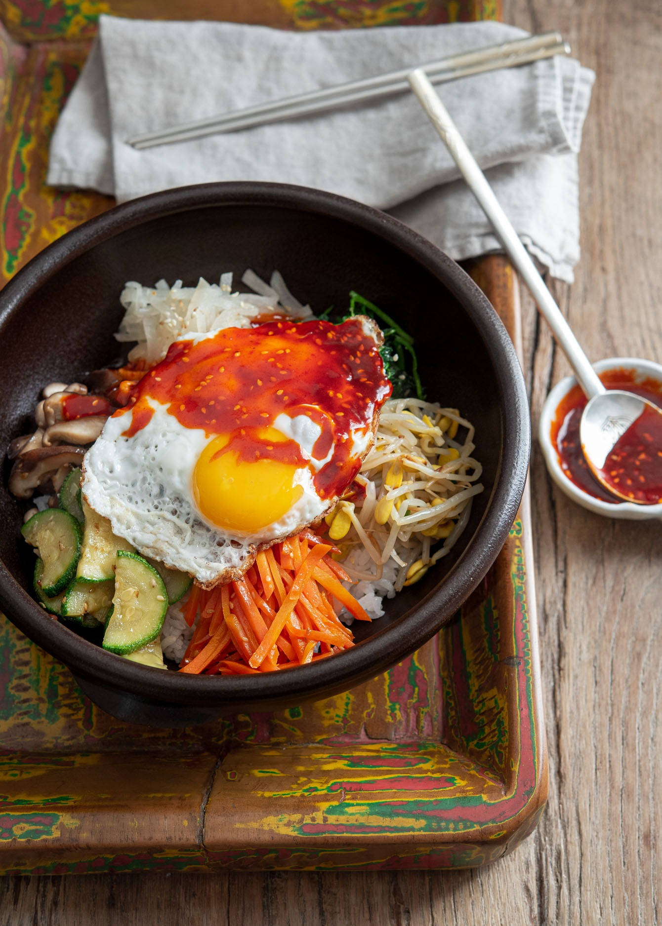 Bibimbap, red sauce, spicy gochujang sauce, HD Phone Wallpaper