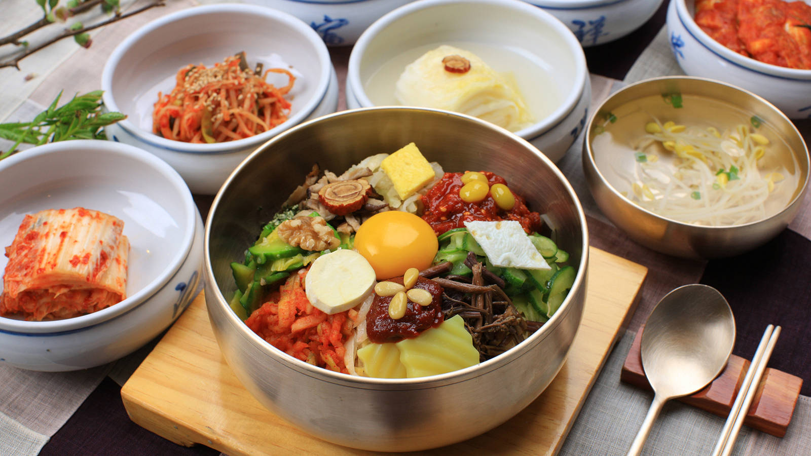 Bibimbap, raw egg, assorted vegetables, HD Desktop Wallpaper