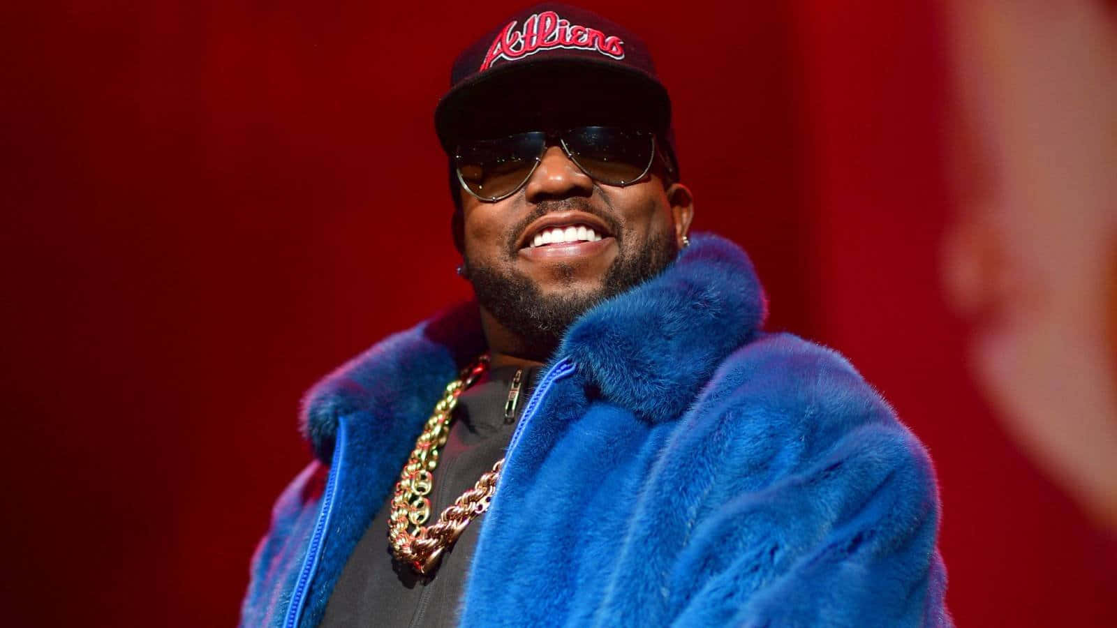Big Boiin, blue fur coat, black cap, HD Desktop Wallpaper