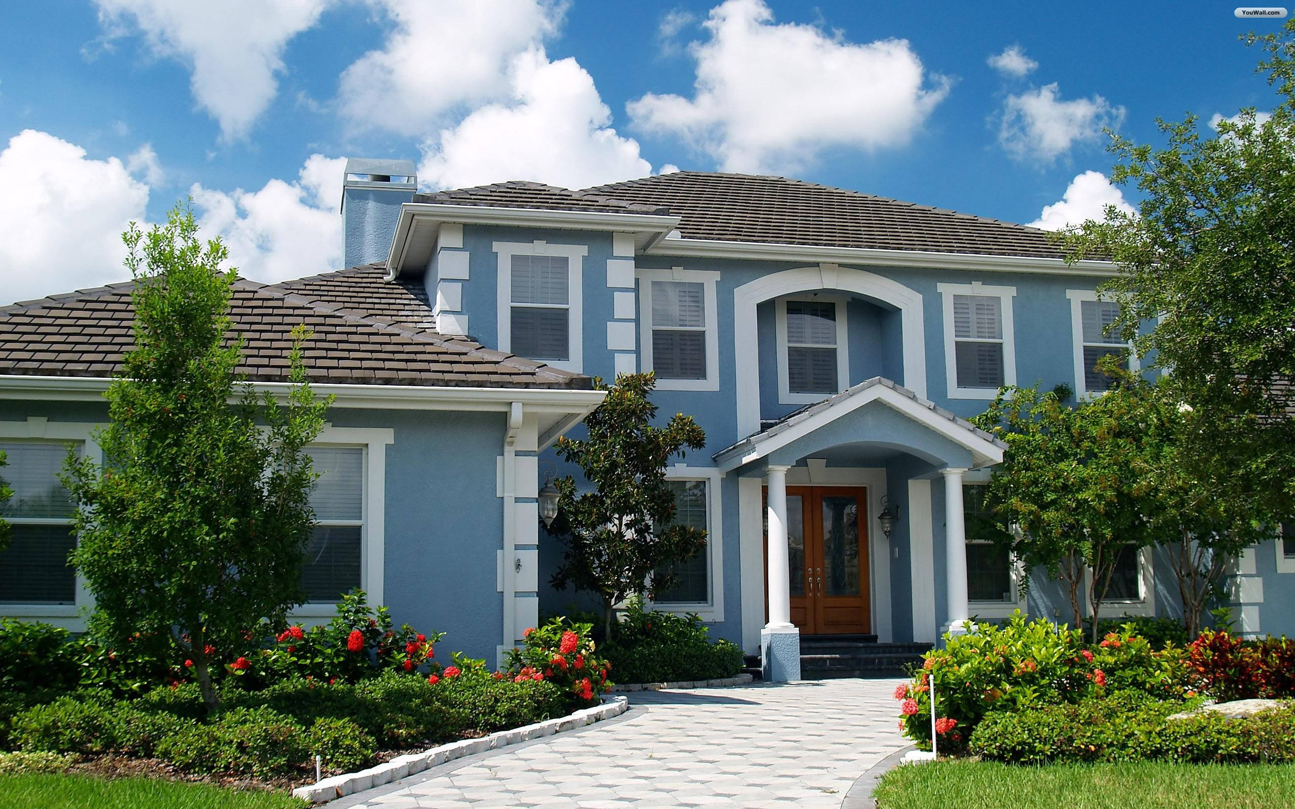 Big House, blue, white trim, 2K Desktop Wallpaper